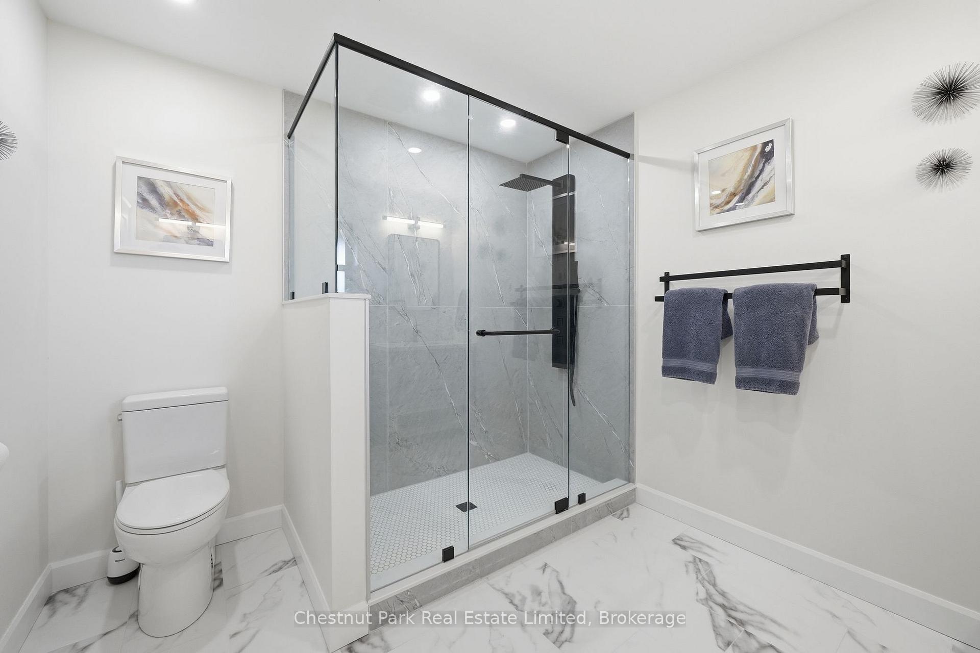2 Bedroom Single Family Home/House's Image 20