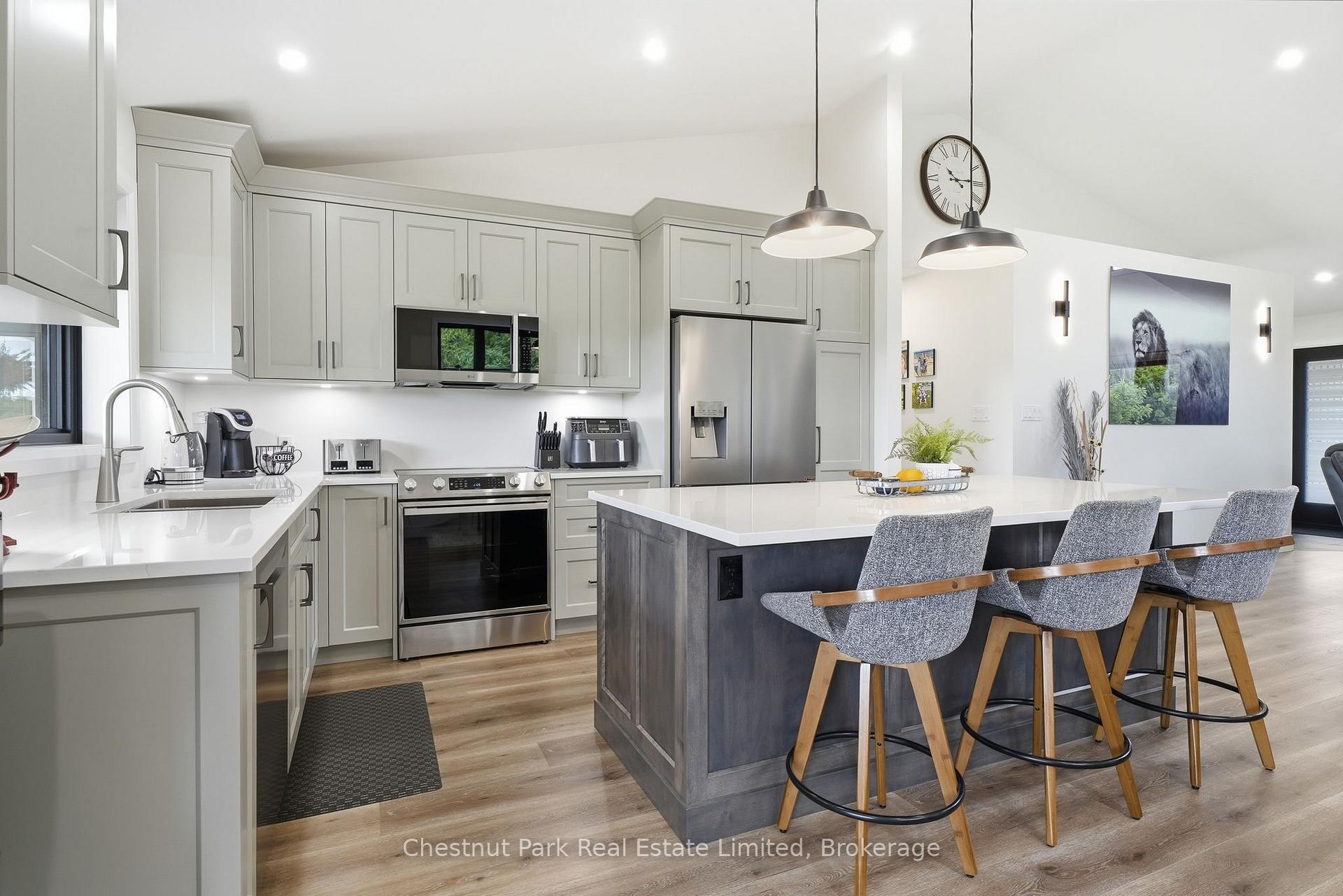 2 Bedroom Single Family Home/House's Image 8