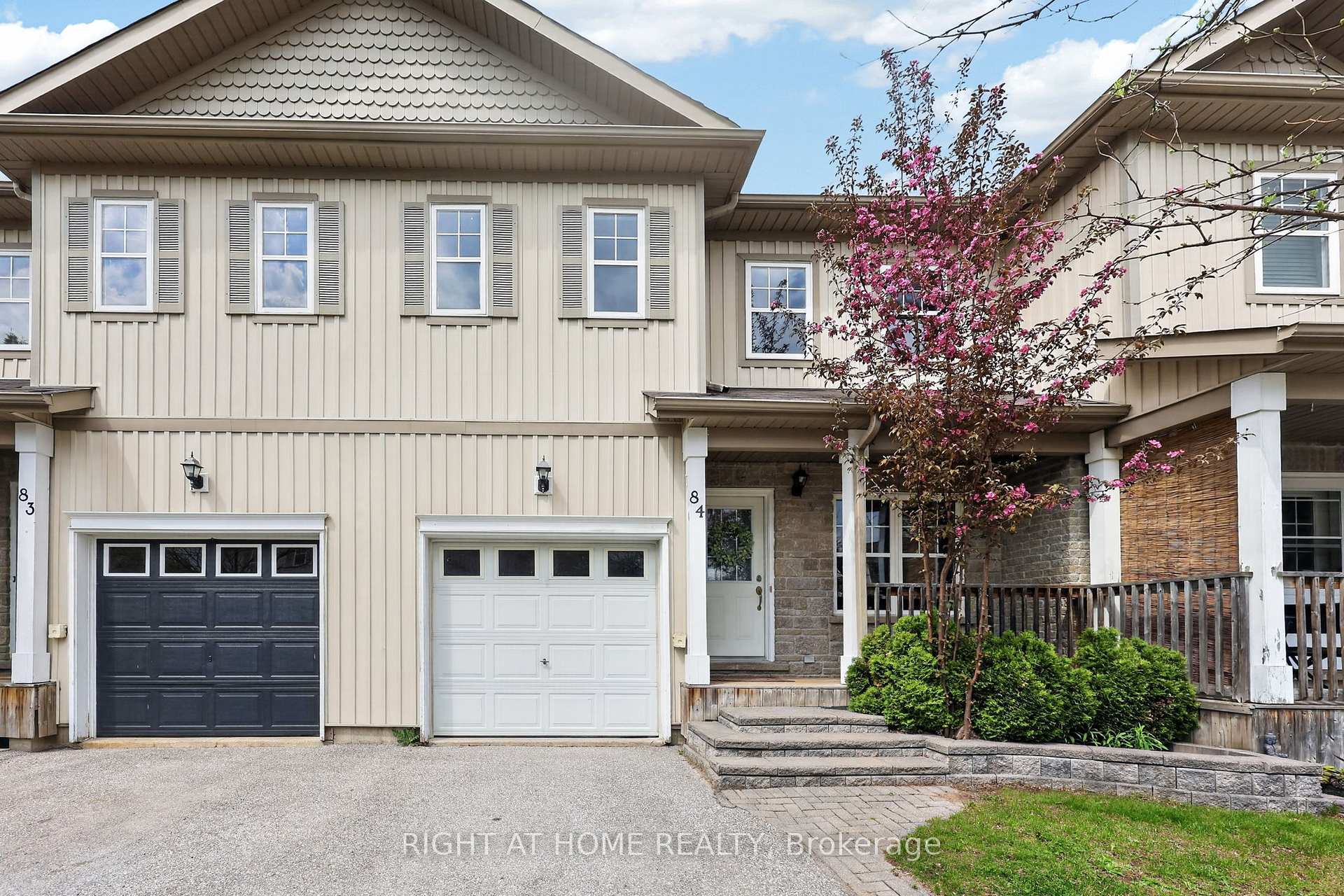 84 - 800 West Ridge Boulevard Orillia Ontario Canada Sold residential Anita Matthews Right at Home Realty, Brokerage*