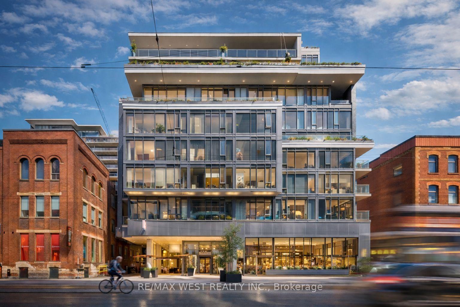 310 - 650 King Street W Toronto Ontario Canada Sale residential EVELYN FRILLES RE/MAX West Realty Inc., Brokerage *