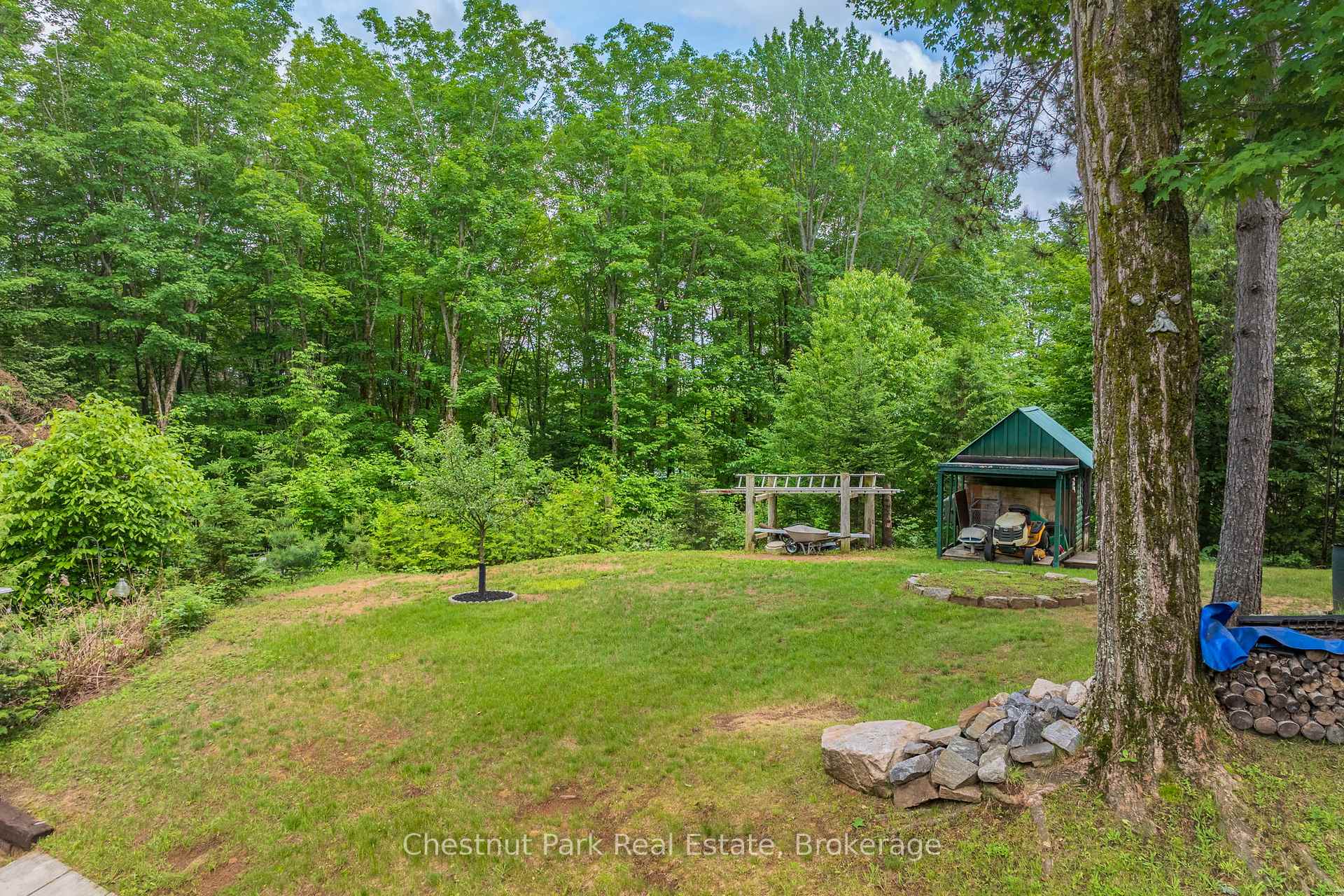 3 Bedroom Single Family Home/House's Image 35