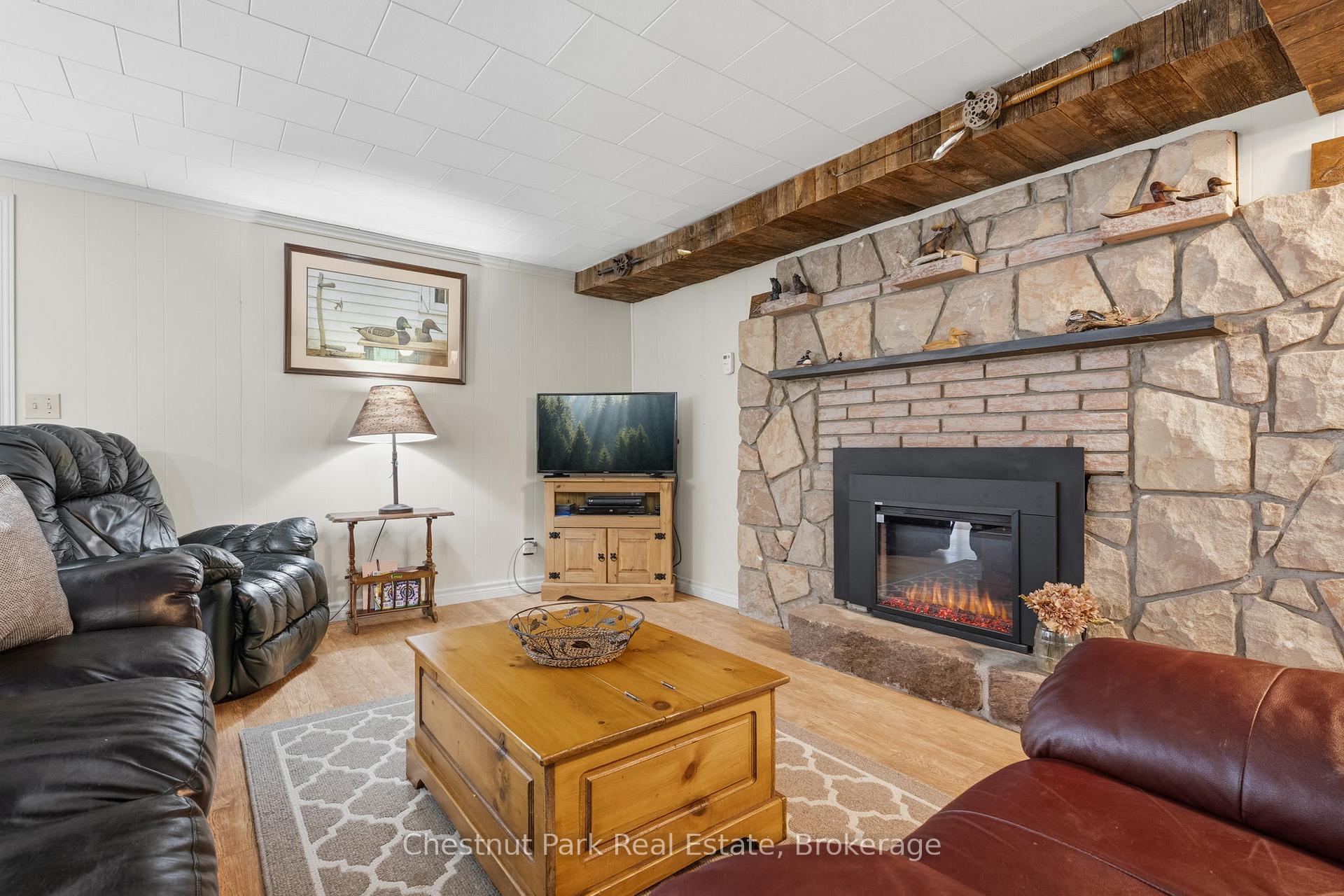 3 Bedroom Single Family Home/House's Image 17