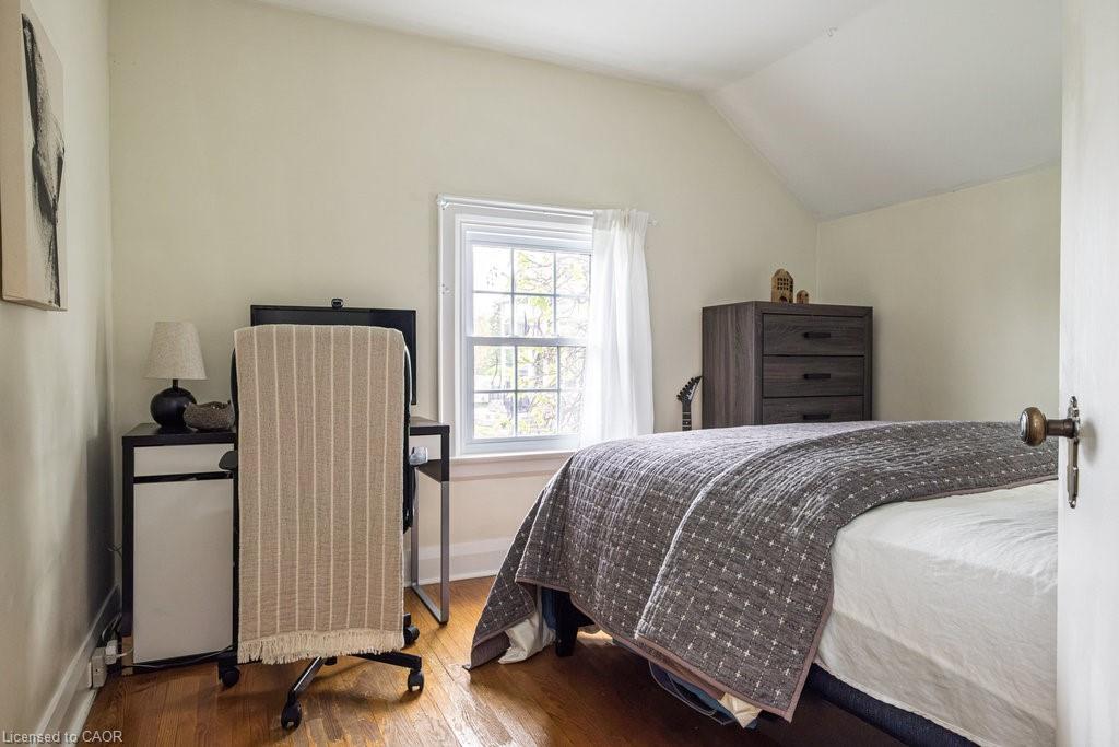 4 Bedroom Single Family Home/House's Image 29