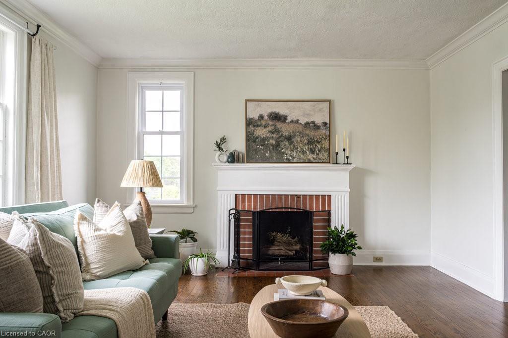 4 Bedroom Single Family Home/House's Image 8