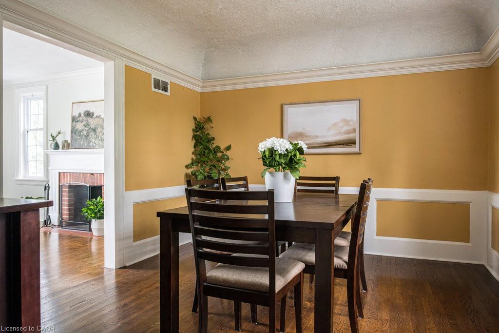 4 Bedroom Single Family Home/House's Image 10