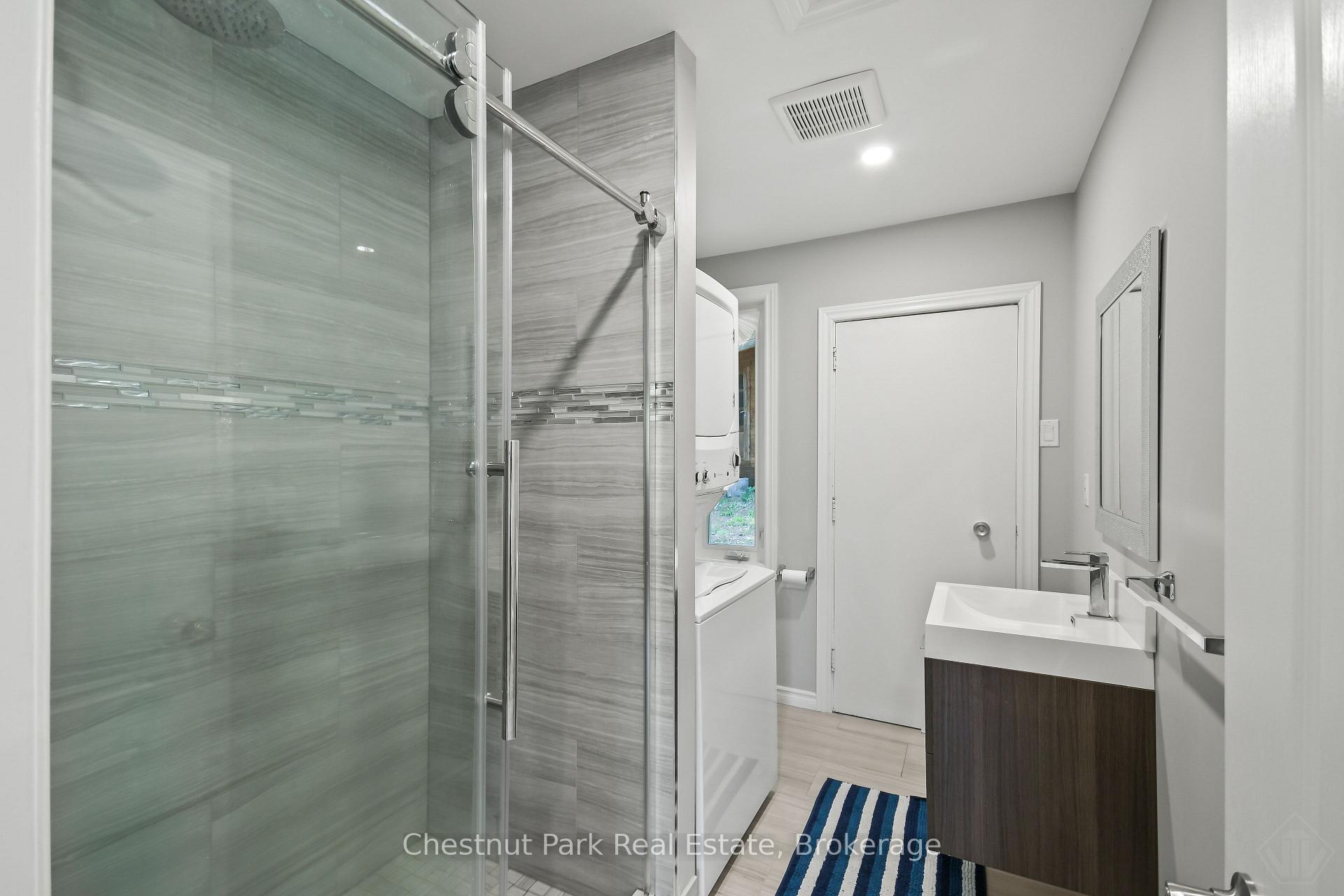 3 Bedroom Single Family Home/House's Image 13