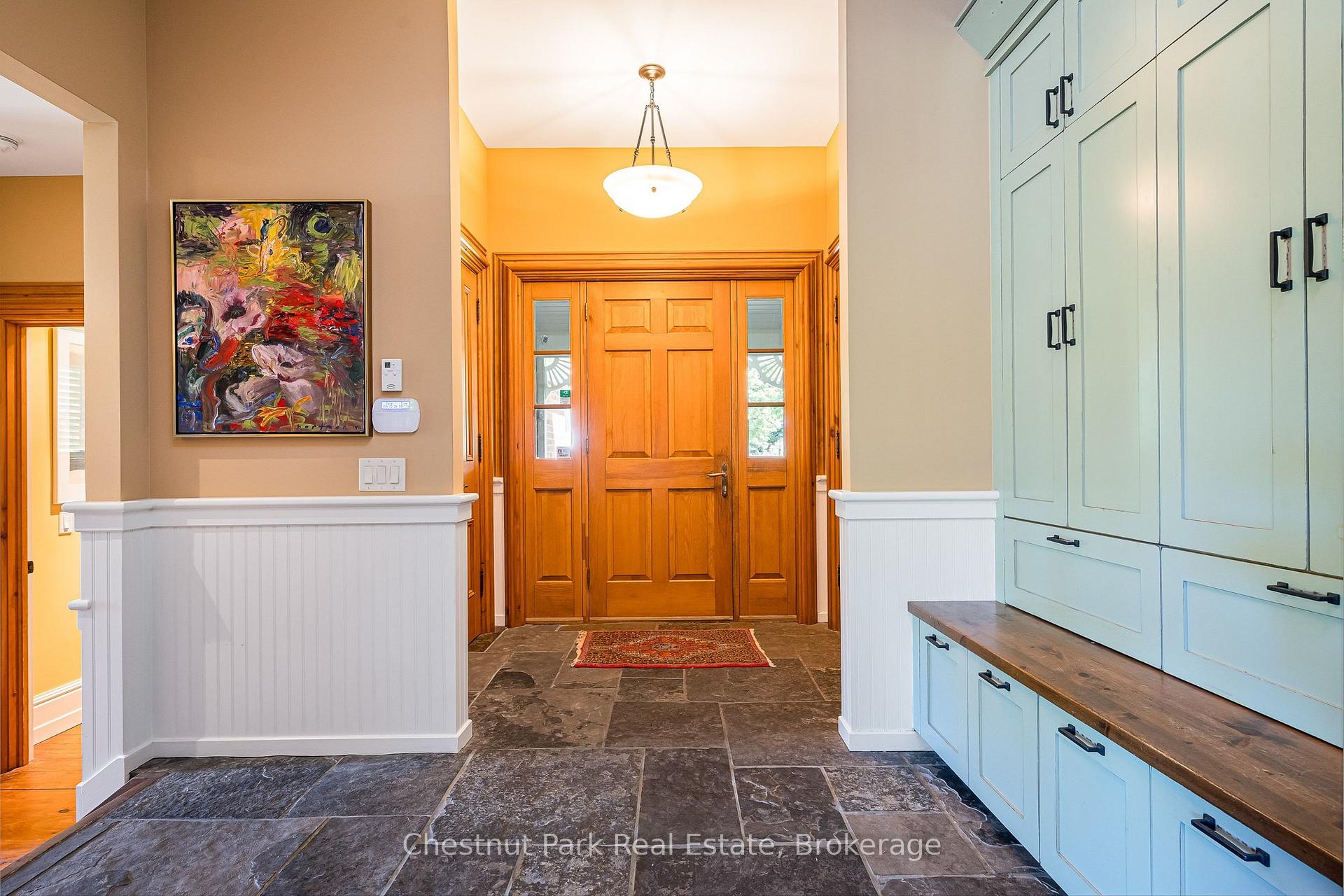 6 Bedroom Other's Image 8