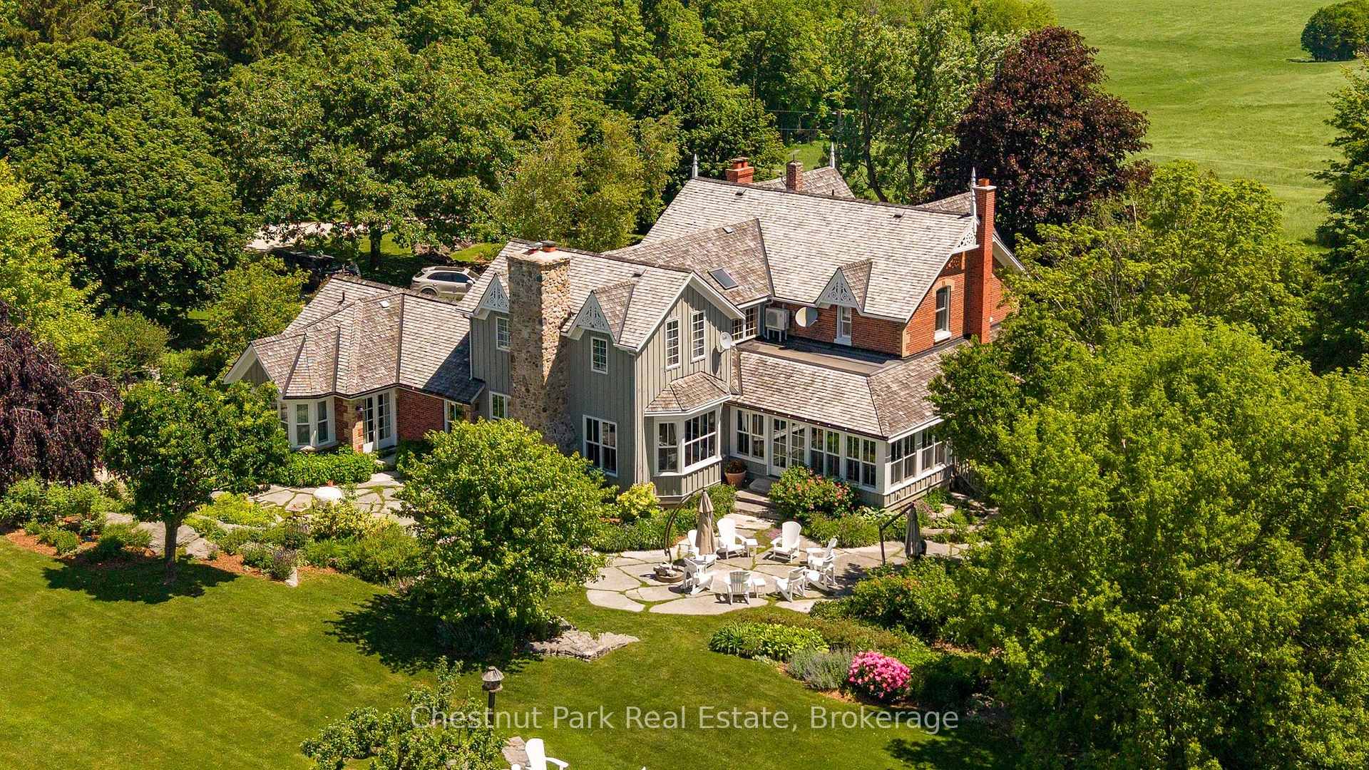 6 Bedroom Other's Image 3