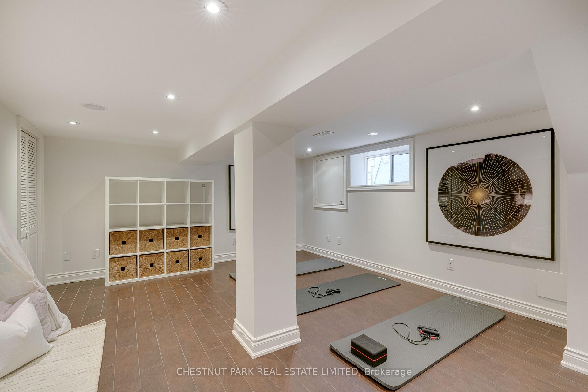 4 Bedroom Single Family Home/House's Image 22