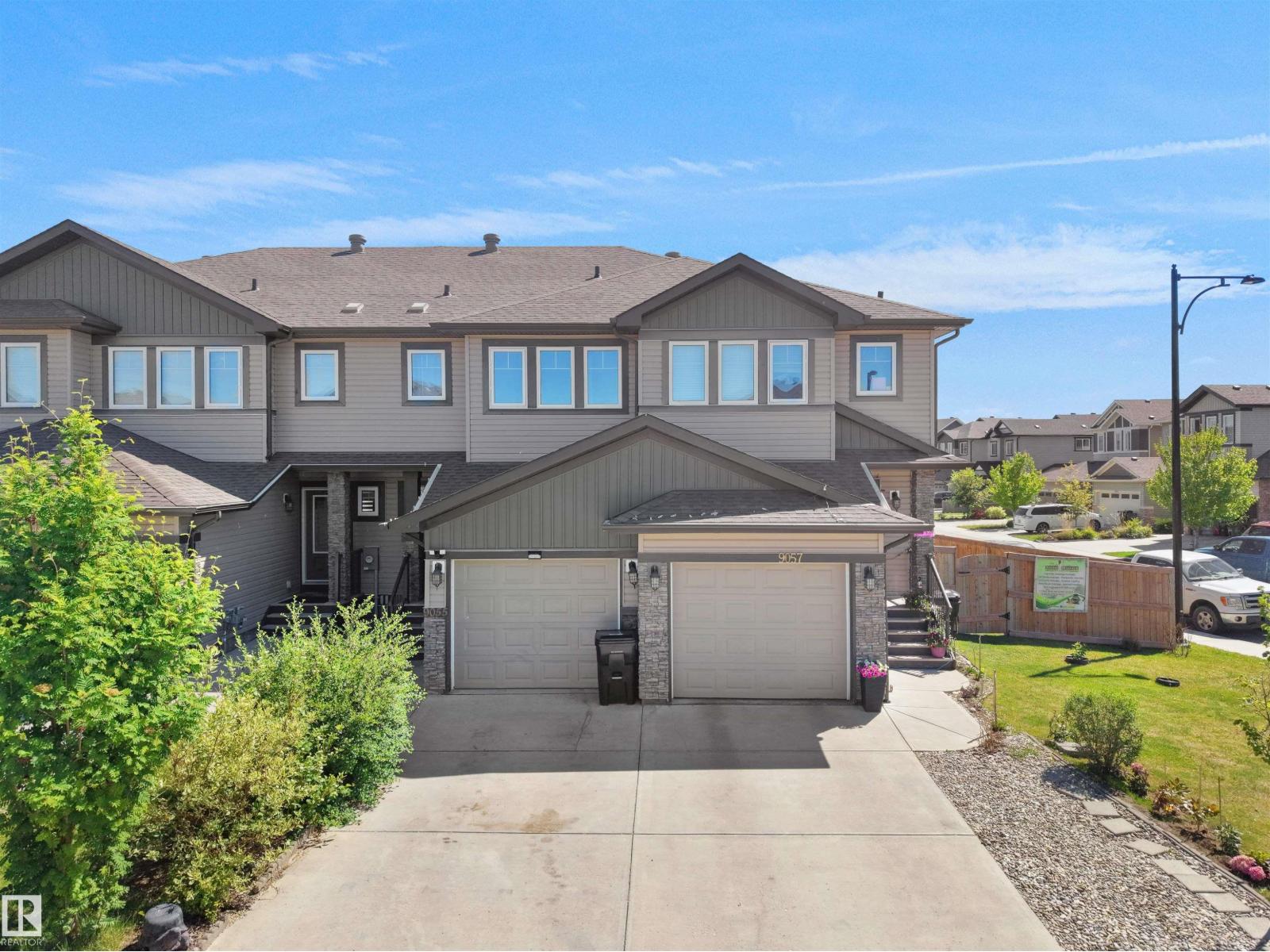 9055 COOPER LINK LI SW Edmonton Alberta Canada Sale residential Enayat Aminzadah Grassroots Realty Group
