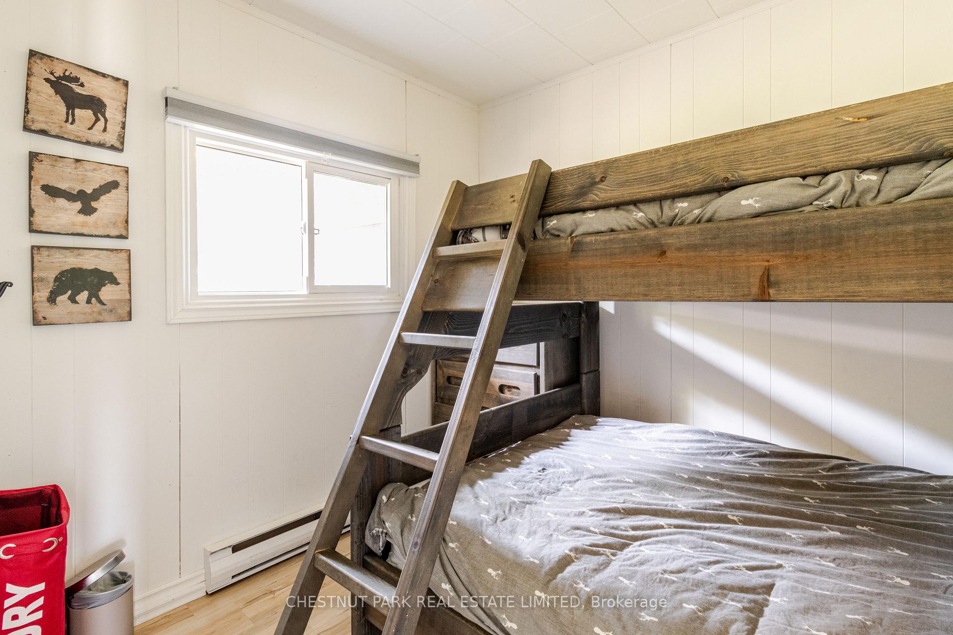 5 Bedroom Single Family Home/House's Image 13
