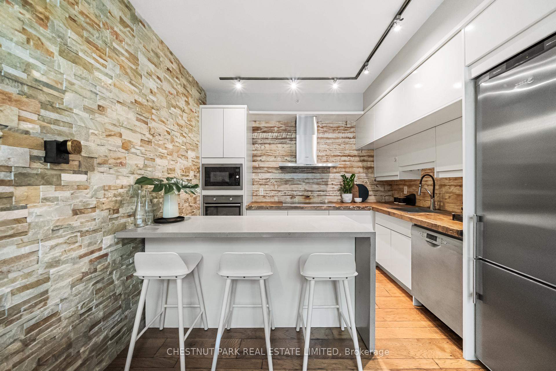 2 Bedroom Apartment/Flat's Image 7
