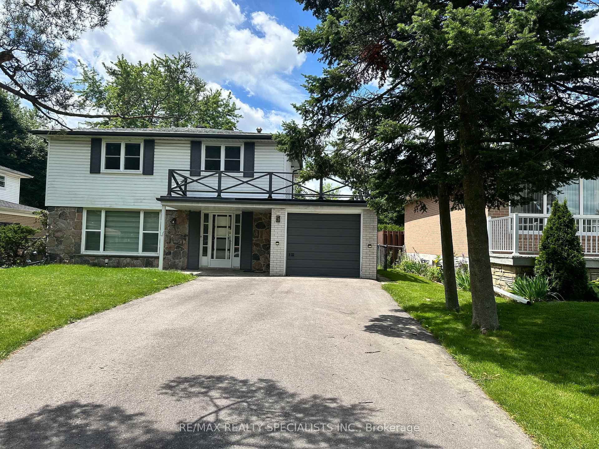 5 Norval Crescent Brampton Ontario Canada Sold residential Shiv Sharma RE/MAX Realty Specialists Inc., Brokerage*