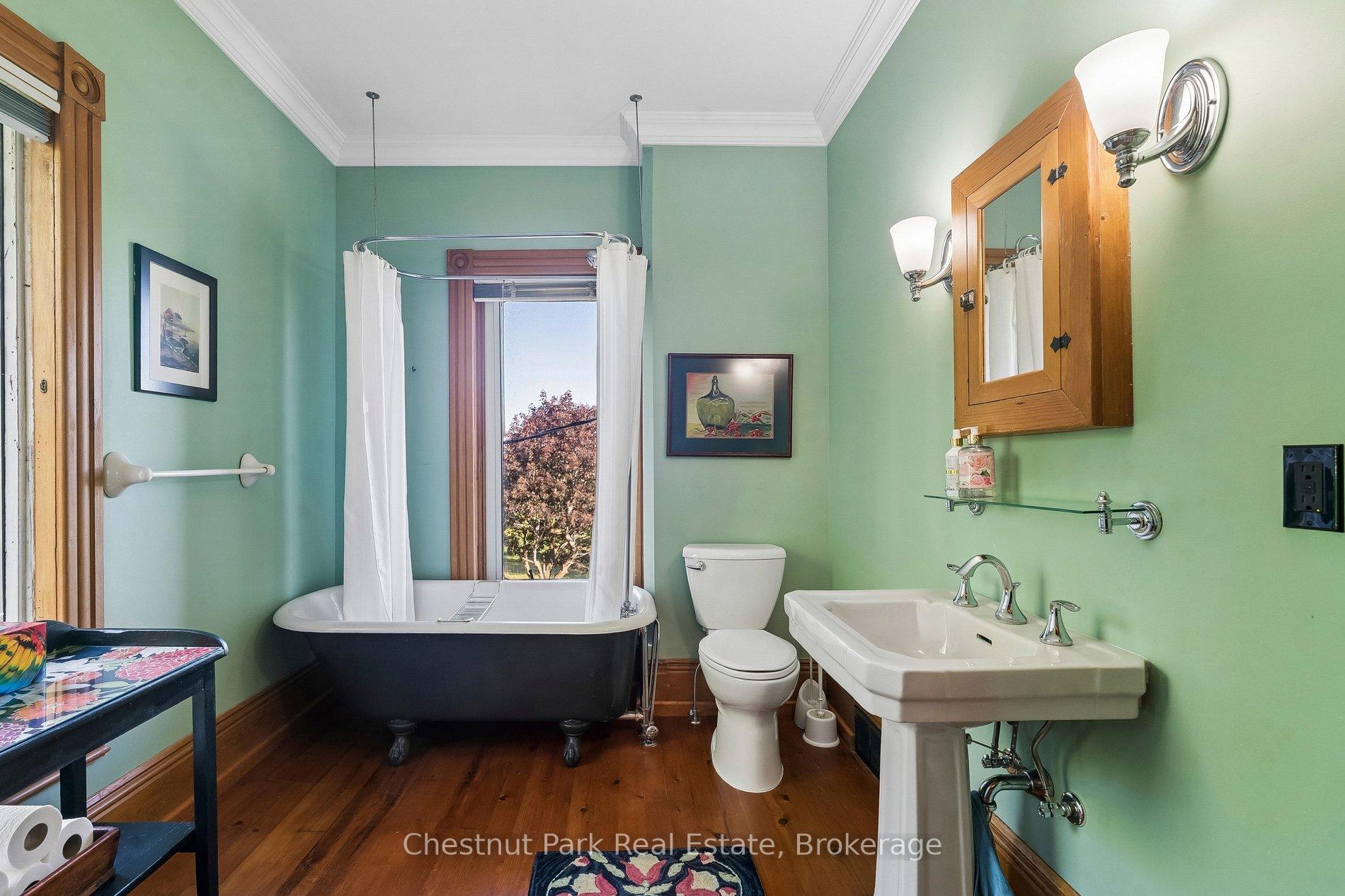 5 Bedroom Other's Image 29