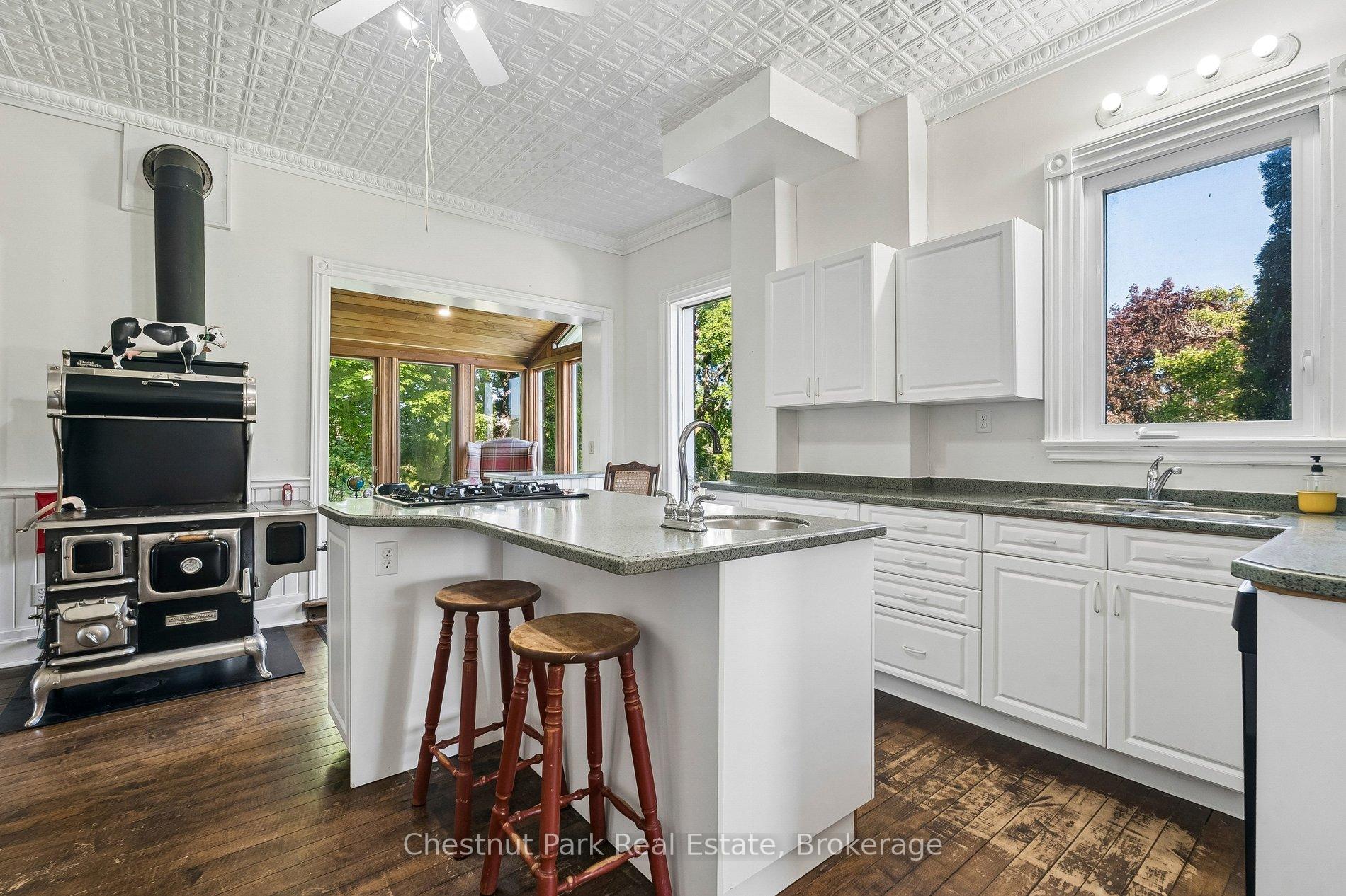 5 Bedroom Other's Image 9