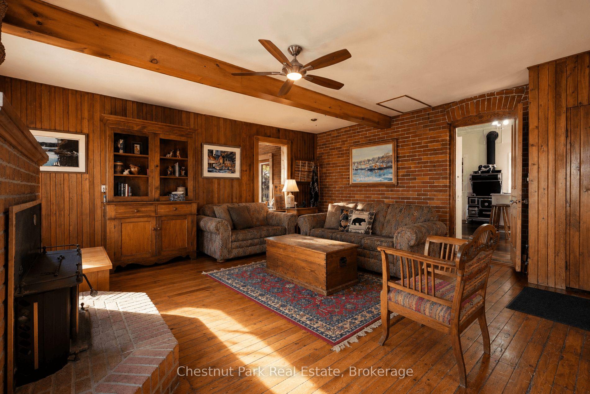 5 Bedroom Other's Image 5