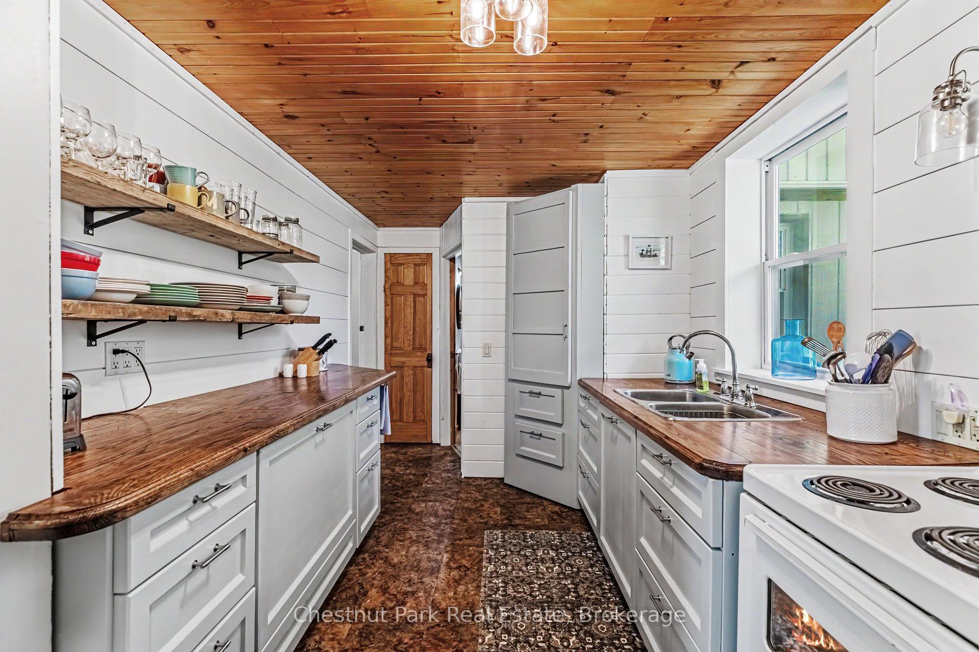 2 Bedroom Single Family Home/House's Image 12