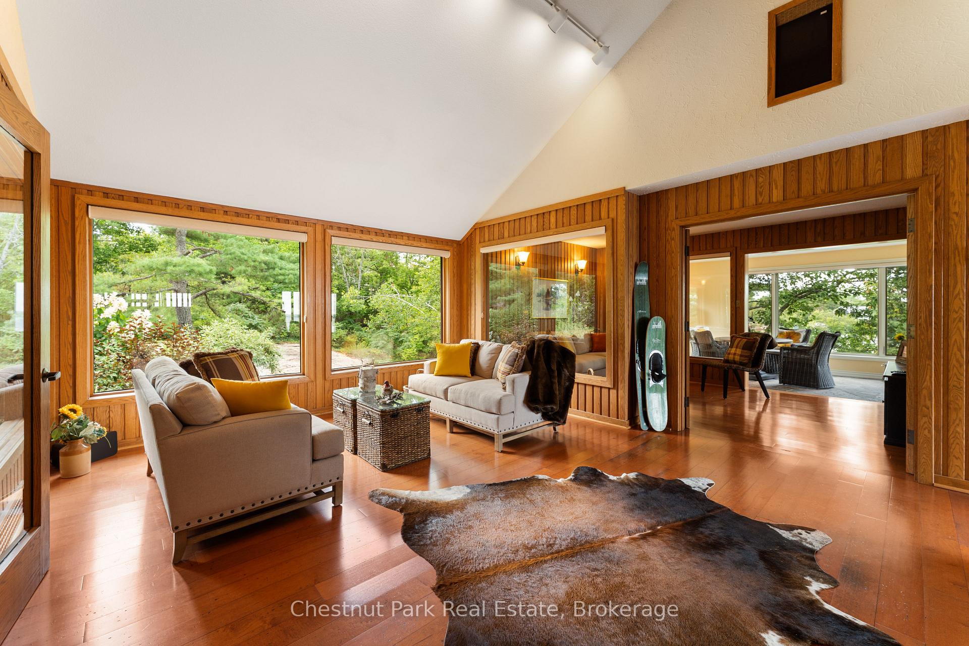 5 Bedroom Single Family Home/House's Image 5