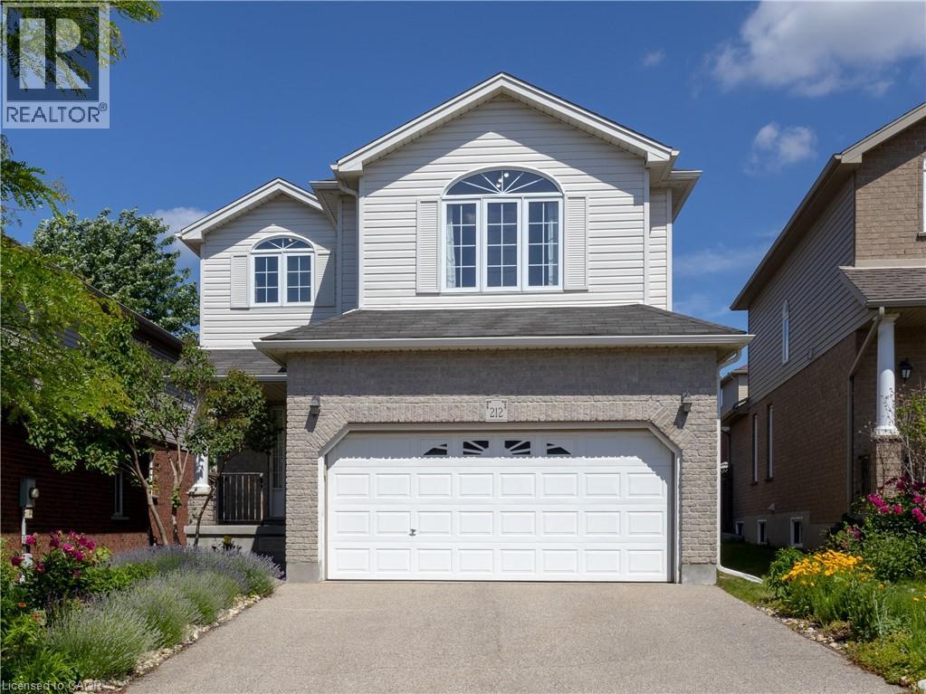 212 SLEAFORD Street Waterloo Ontario Canada Sale residential Rebecca Dorey RE/MAX Solid Gold Realty (II) Ltd., Brokerage*