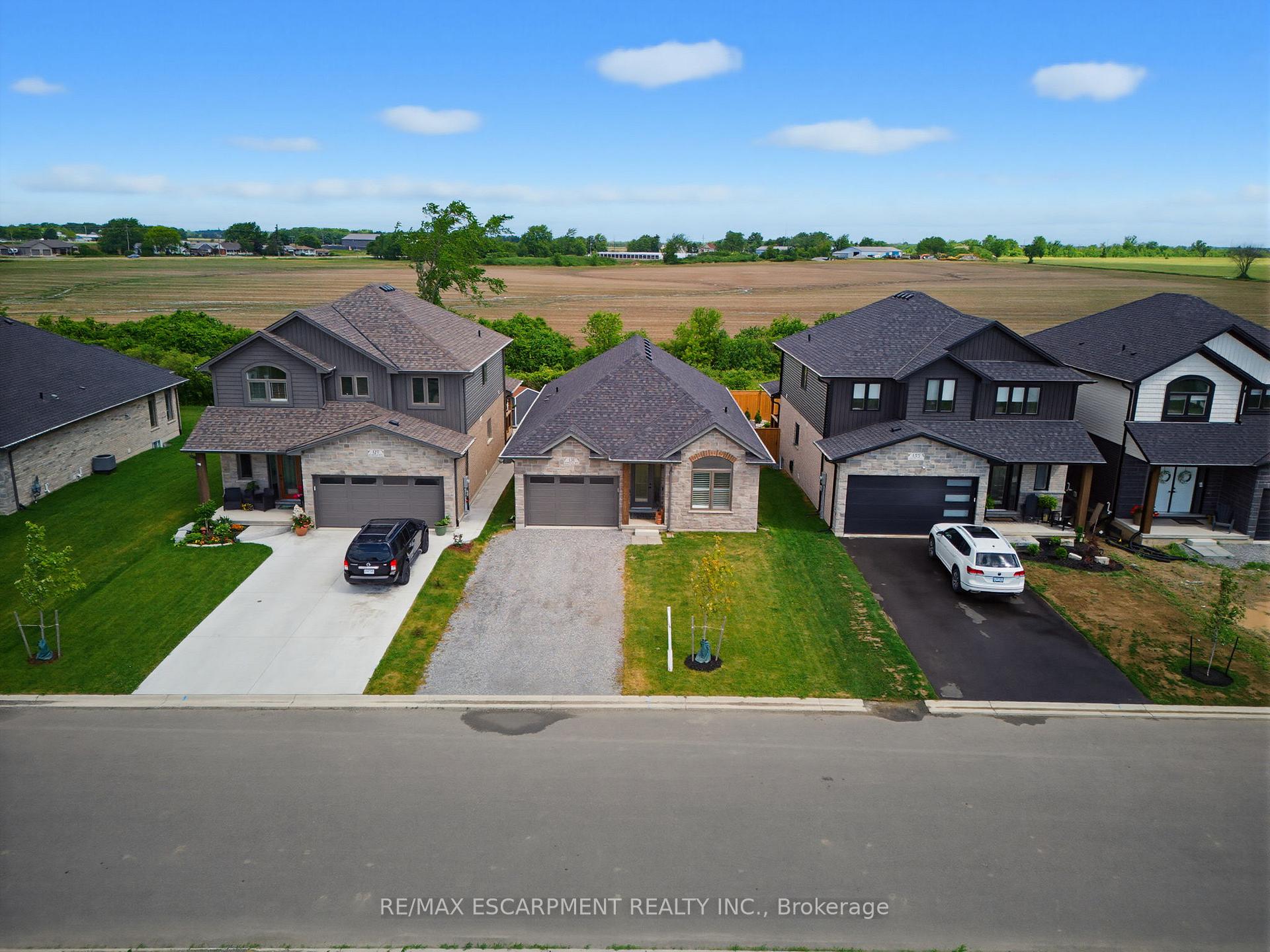 131 Craddock Boulevard Haldimand Ontario Canada Sale residential SHANNON MCCOUBREY RE/MAX Escarpment Realty Inc., Brokerage*