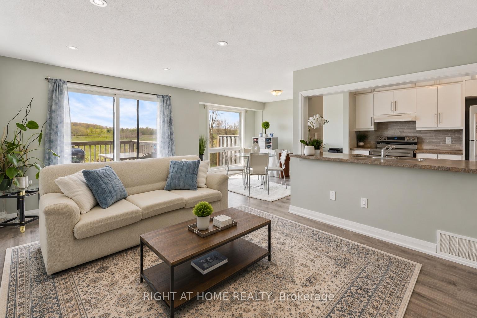 20 - 40 Imperial Road N Guelph Ontario Canada Sale residential Panos Peppas Right at Home Realty, Brokerage*