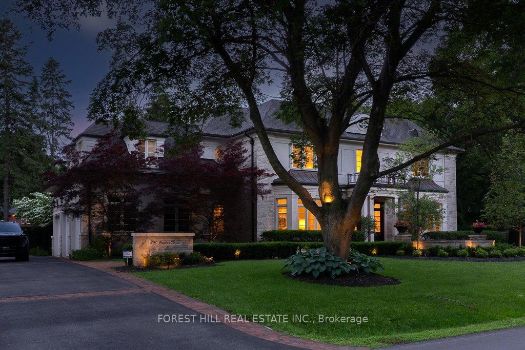 240 Poplar Drive Oakville Ontario Canada Sale residential Jeffrey Vella Royal LePage Realty Plus, Brokerage*