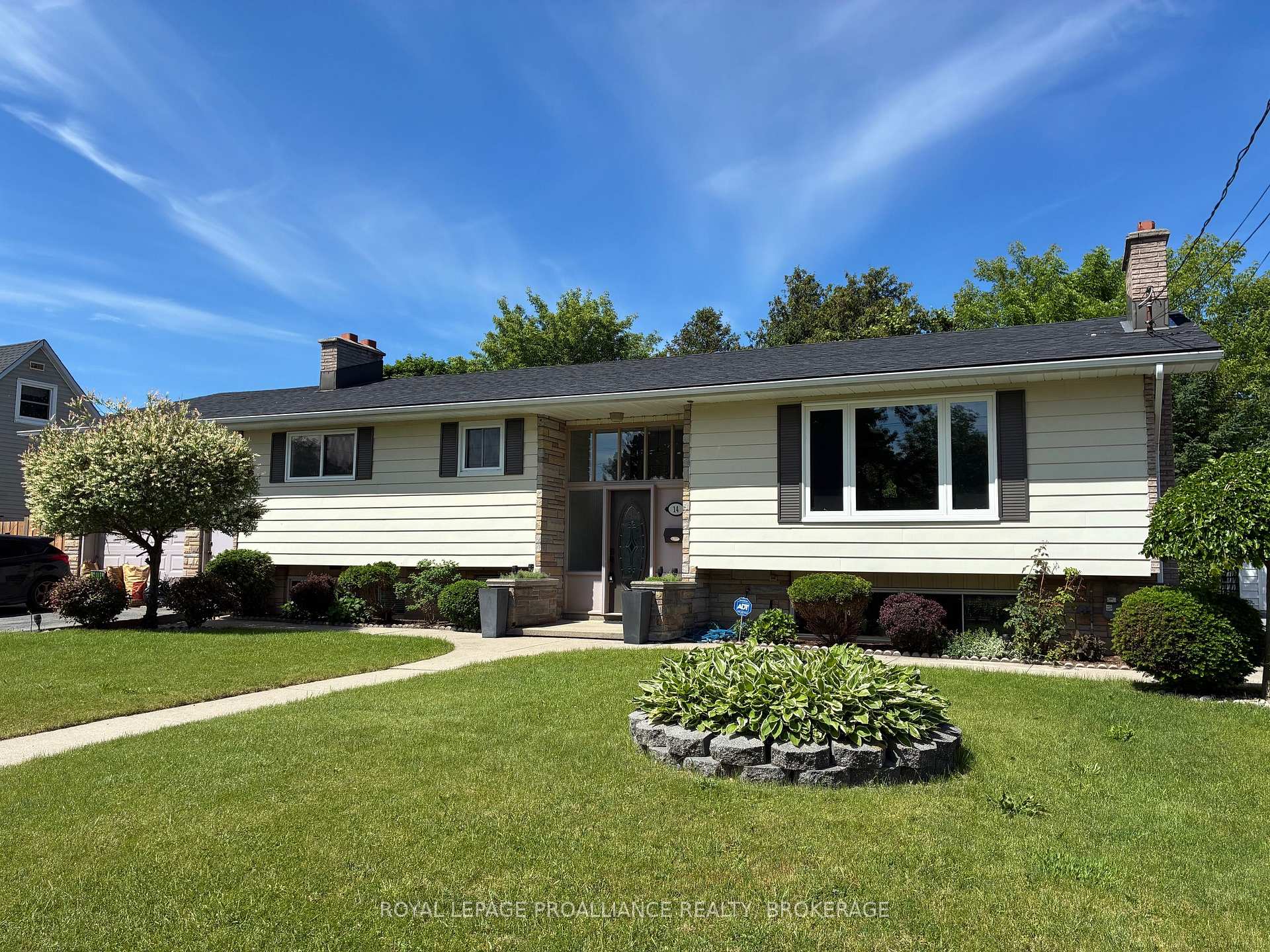 14 Baker Street Kingston Ontario Canada Sale residential TEAM TALLEN Royal LePage Proalliance Realty, Brokerage