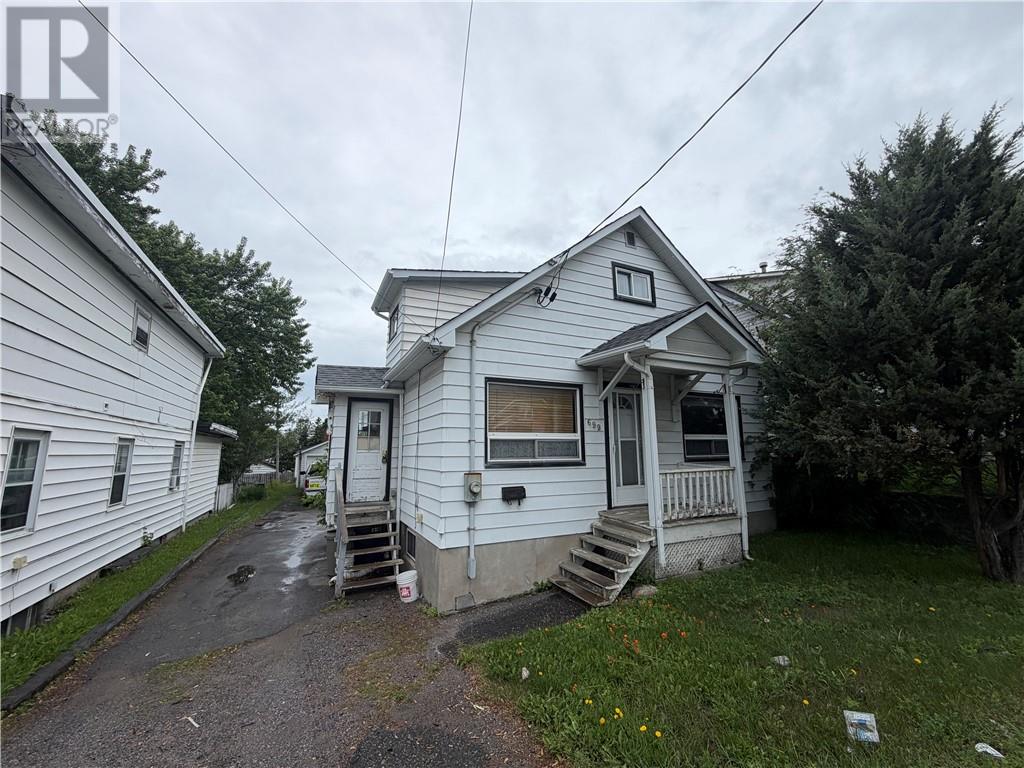 699 Regent Street Sudbury Ontario Canada Sale residential   John E. Smith Realty Sudbury Limited, Brokerage