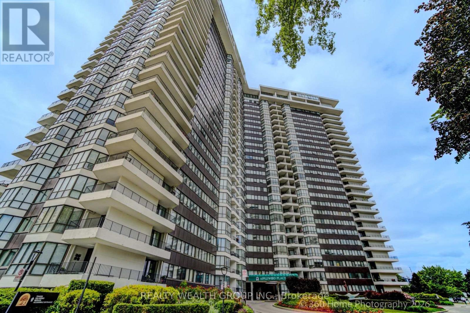 619 - 1333 Bloor St Street Mississauga Ontario Canada Sale residential OWAIS GHANI Royal Lepage Certified Realty, Brokerage*