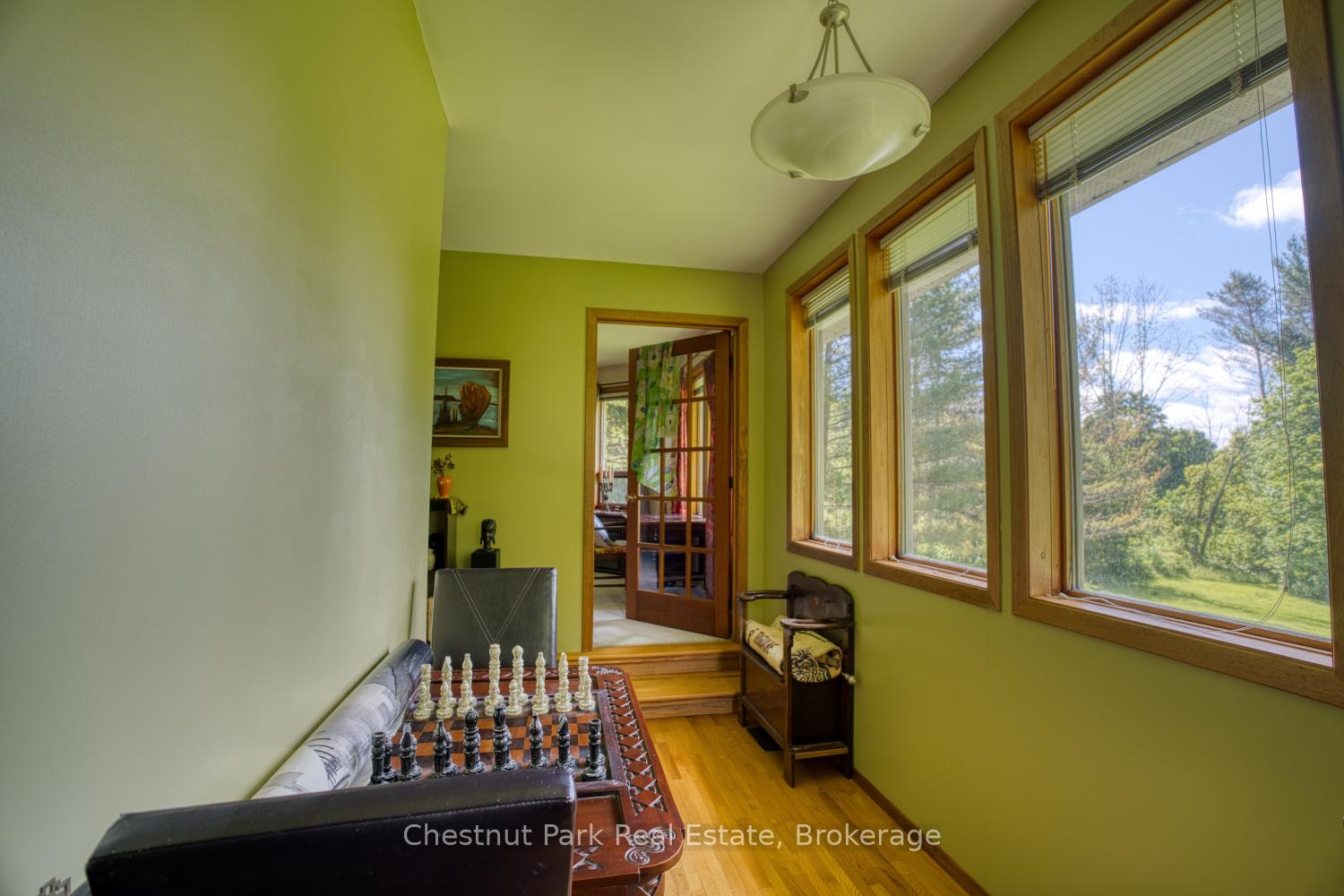 4 Bedroom Single Family Home/House's Image 3