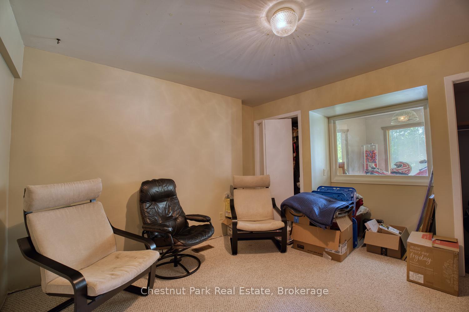 4 Bedroom Single Family Home/House's Image 15