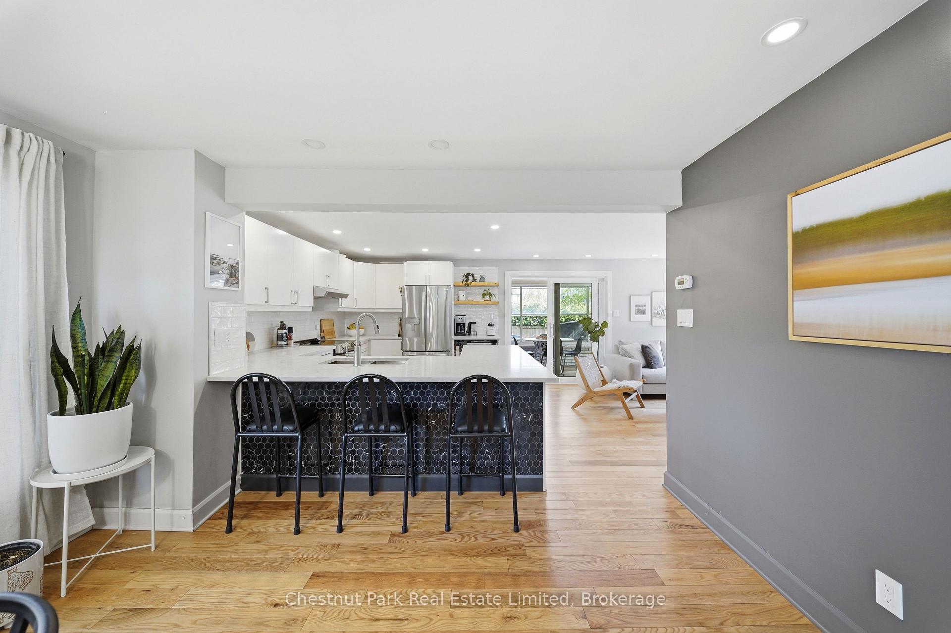3 Bedroom Single Family Home/House's Image 8