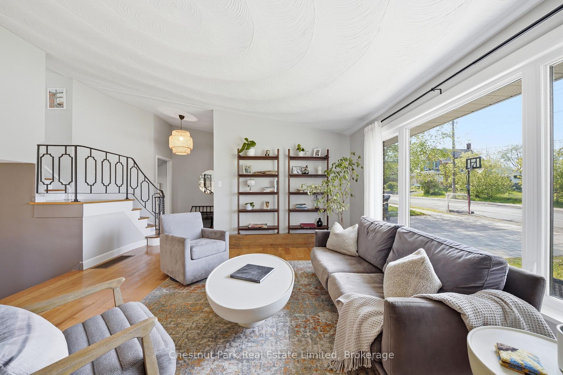 3 Bedroom Single Family Home/House's Image 5