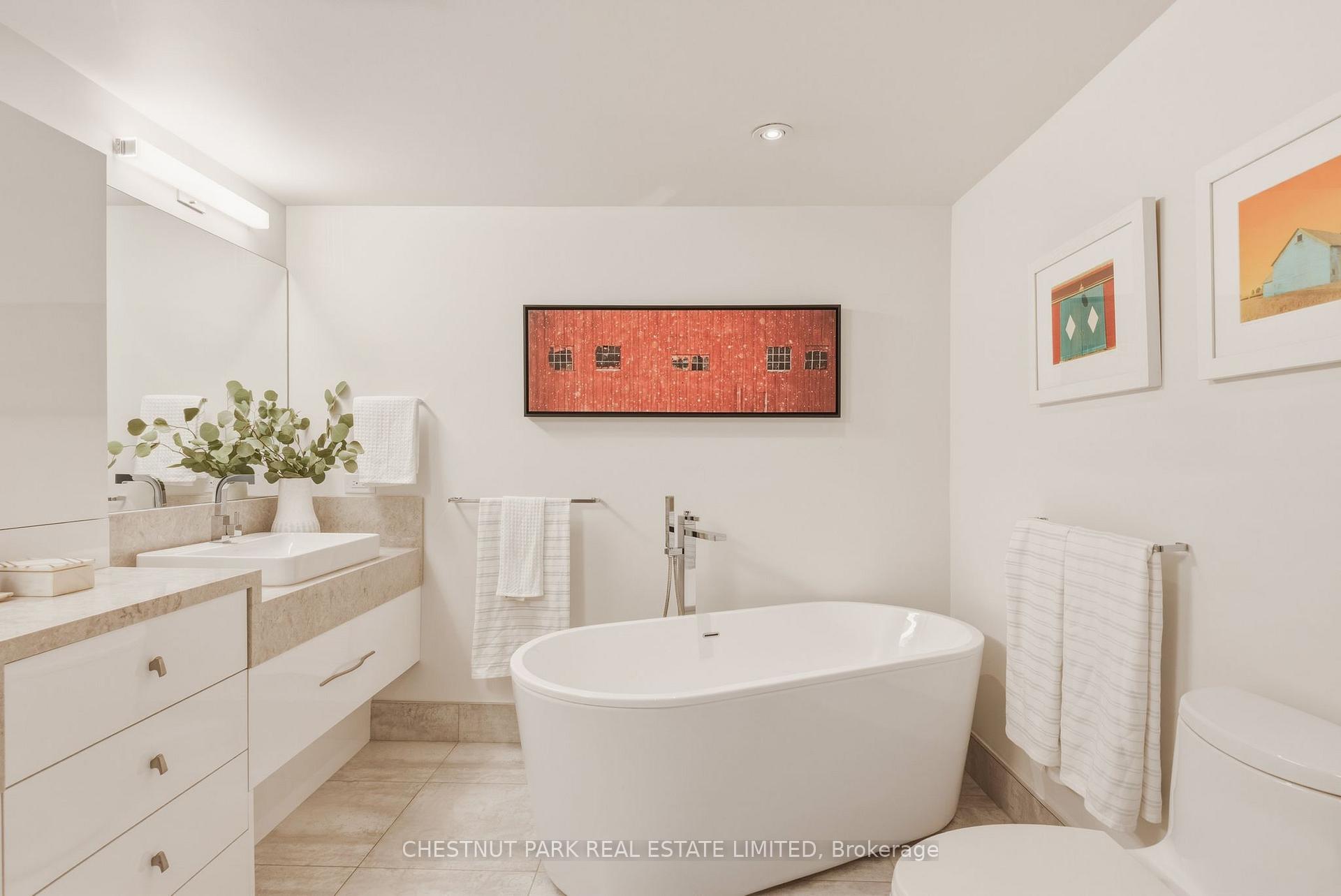 2 Bedroom Apartment/Flat's Image 33