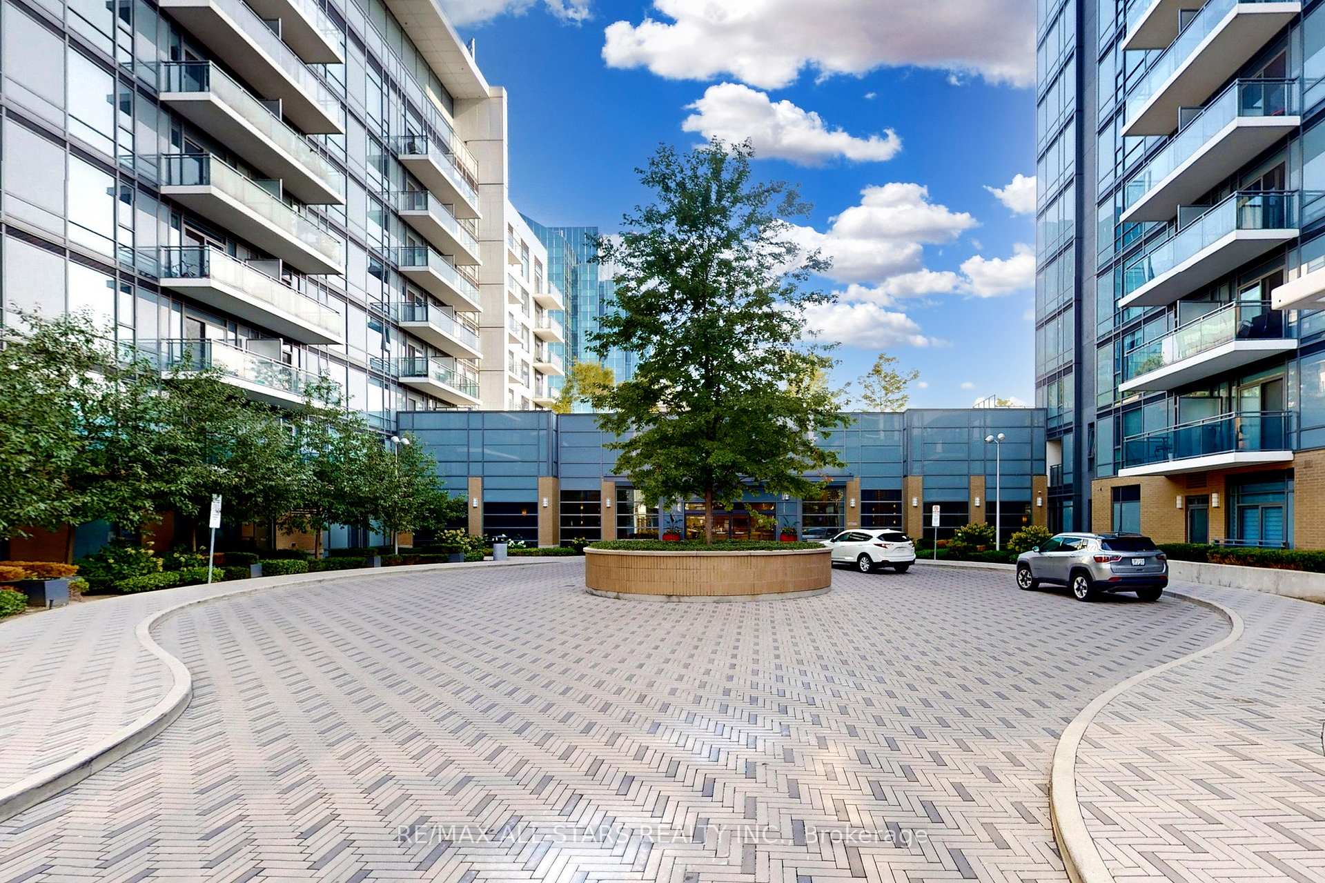427 - 50 Ann O'Reilly Road Toronto Ontario Canada Sale residential RON NICESKI,Broker RE/MAX All-Stars Realty Inc., Brokerage *