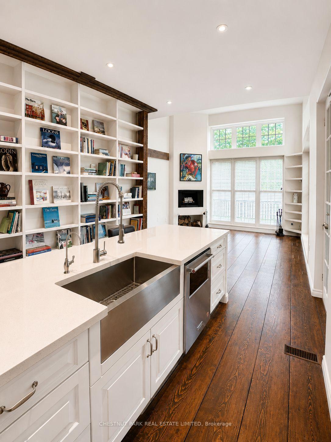 4 Bedroom Single Family Home/House's Image 7
