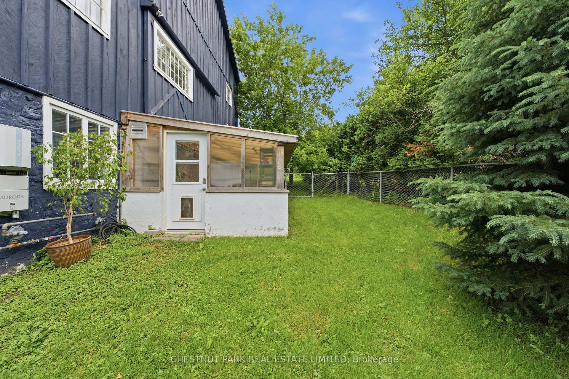 4 Bedroom Single Family Home/House's Image 32