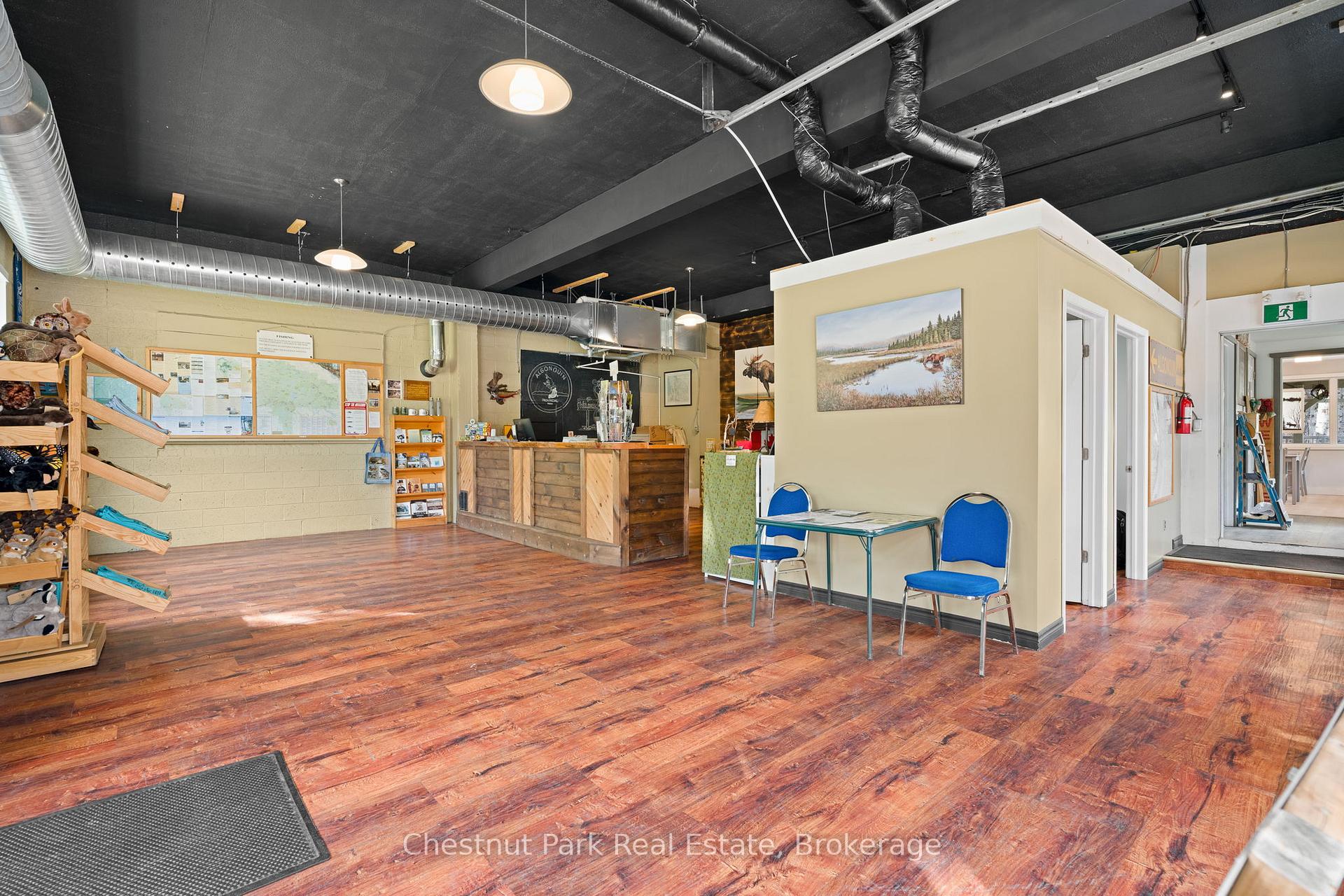 5 Bedroom Single Family Home/House's Image 35