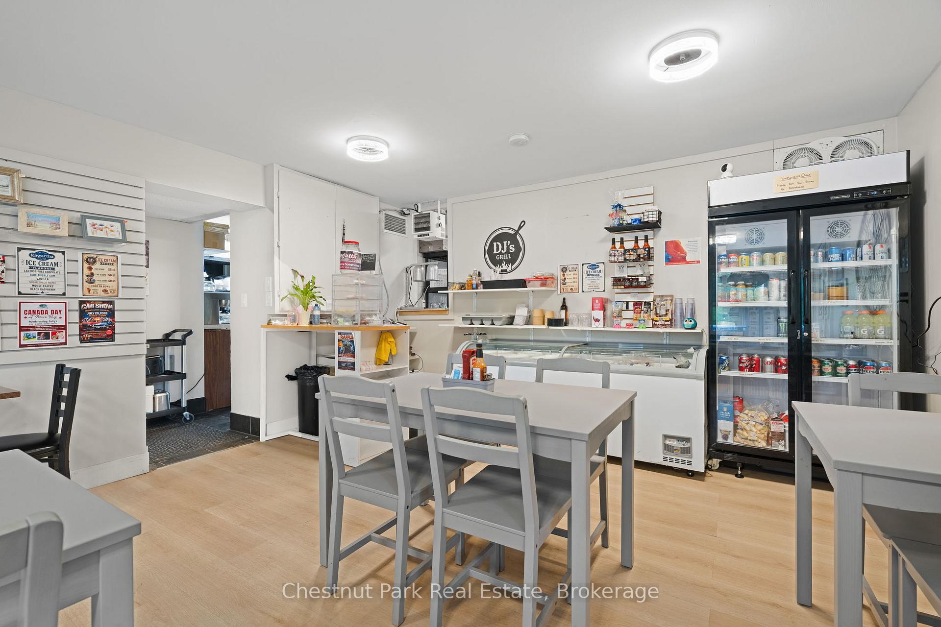 5 Bedroom Single Family Home/House's Image 44