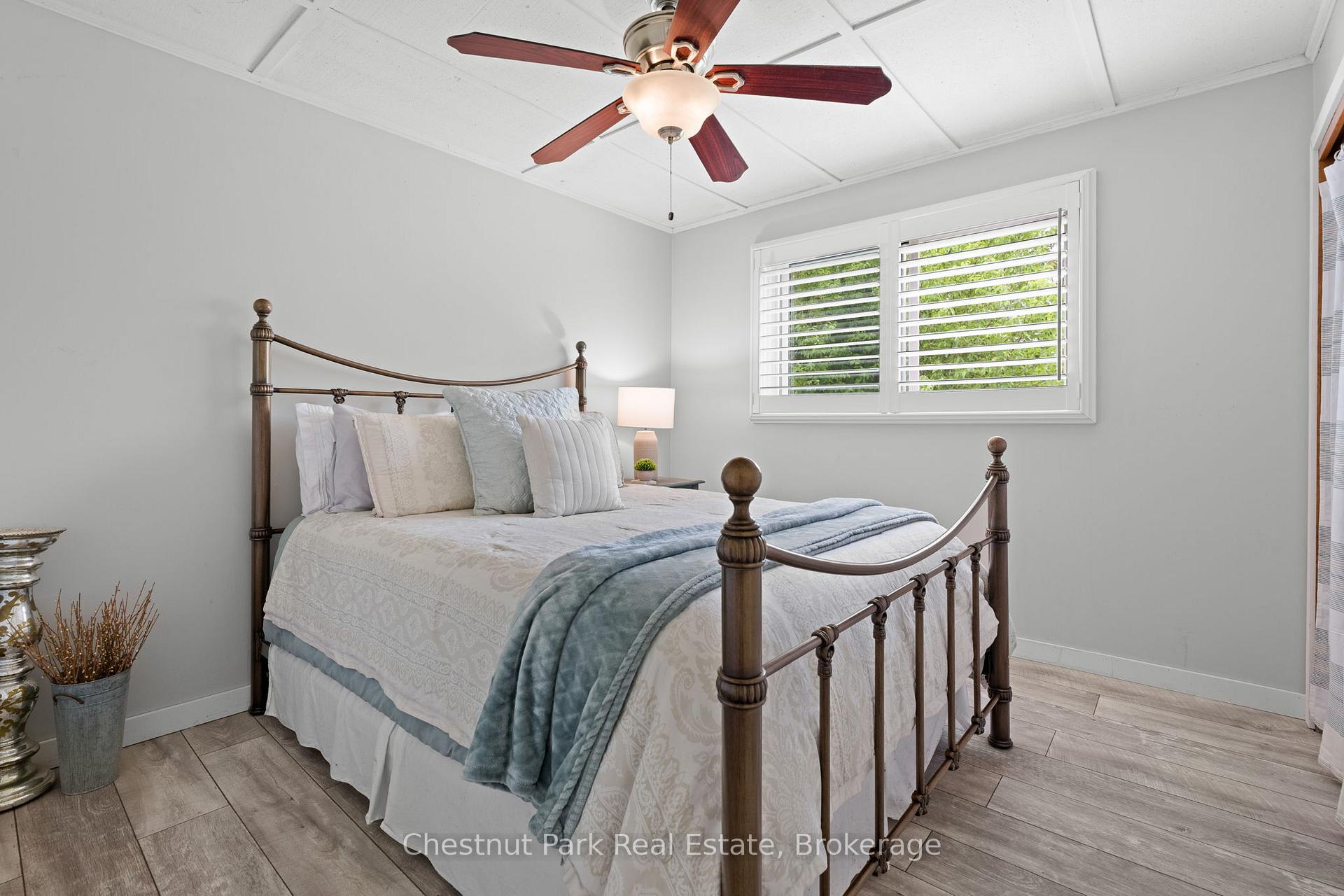 5 Bedroom Single Family Home/House's Image 10
