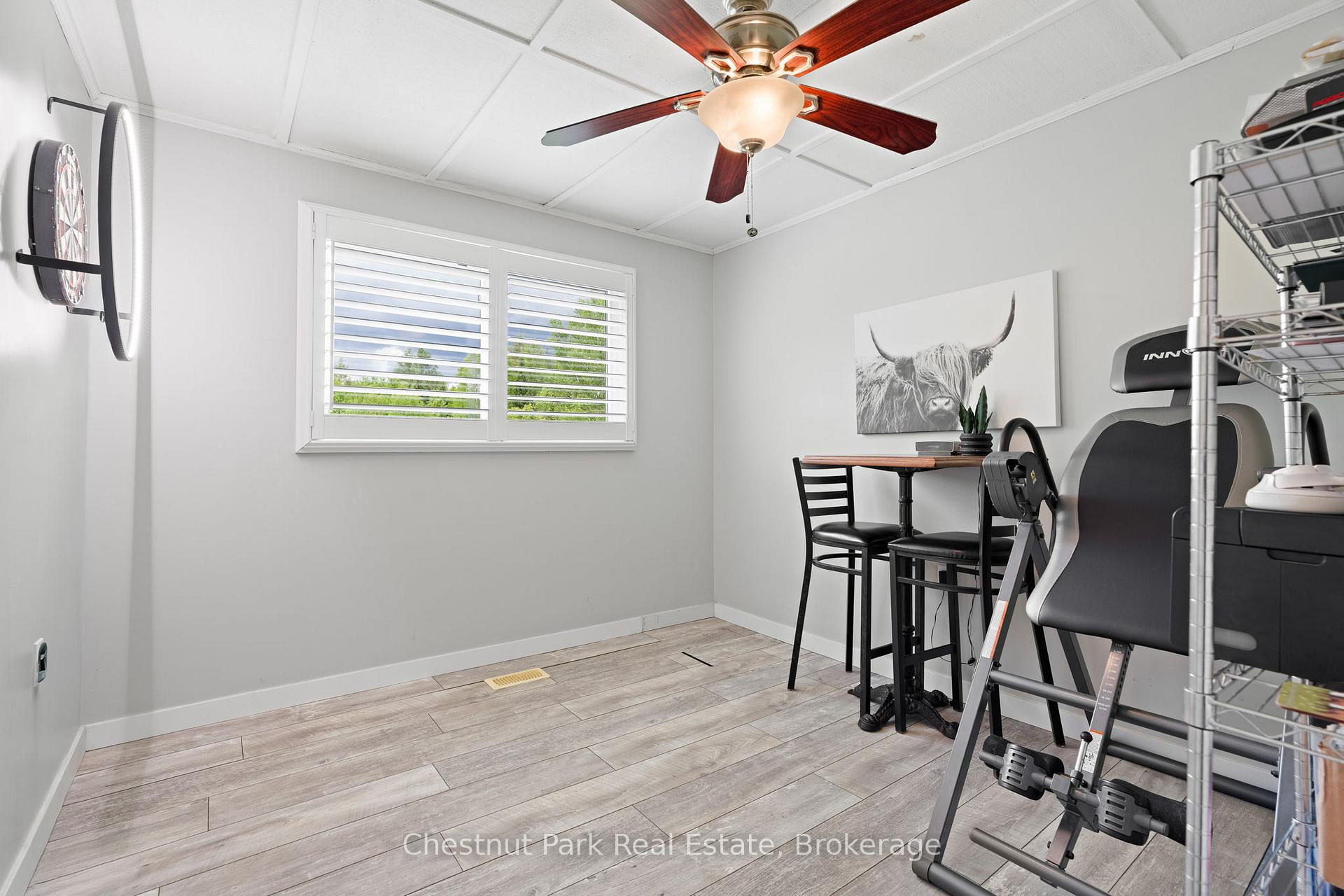 5 Bedroom Single Family Home/House's Image 9