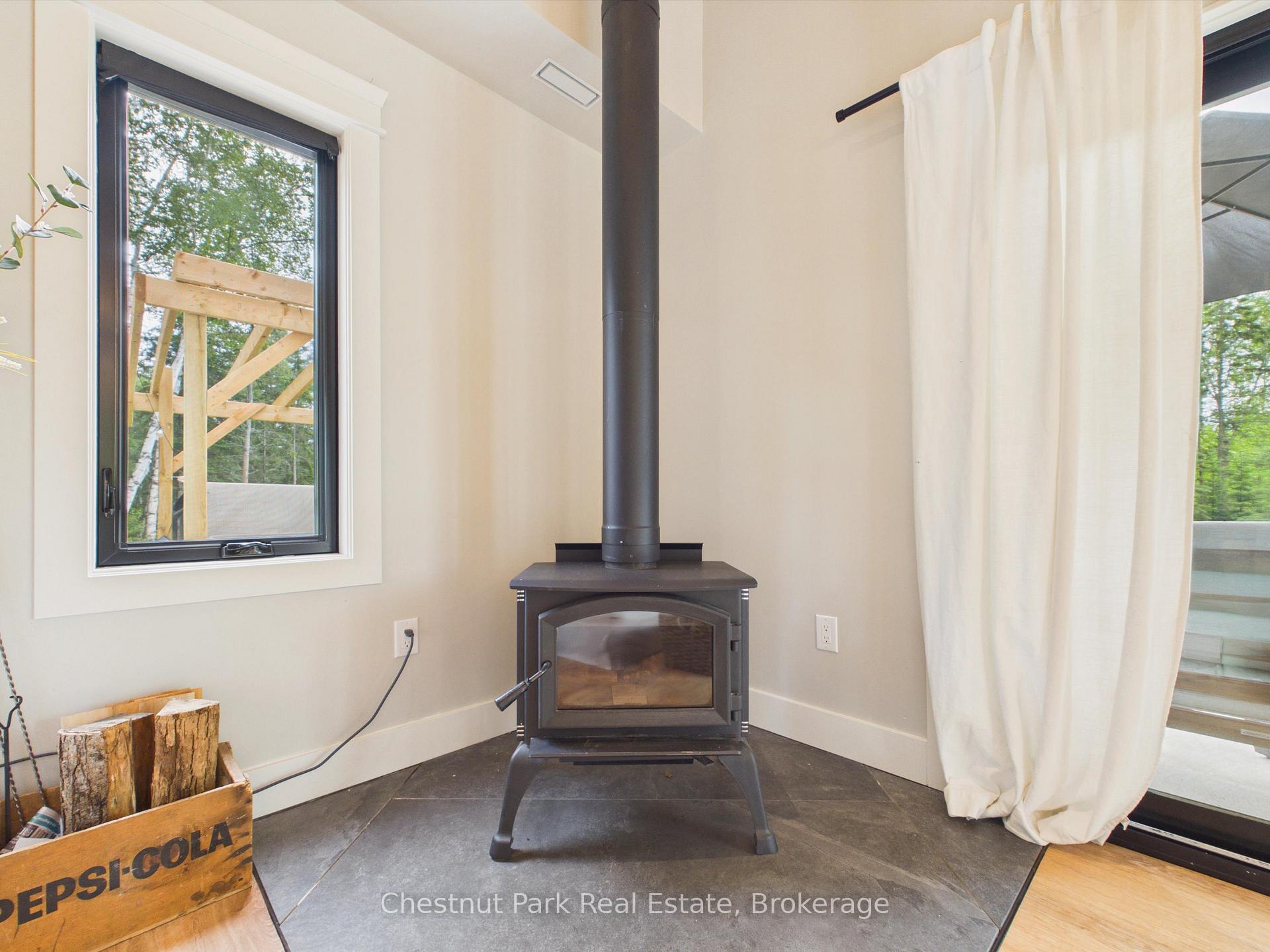 2 Bedroom Single Family Home/House's Image 11