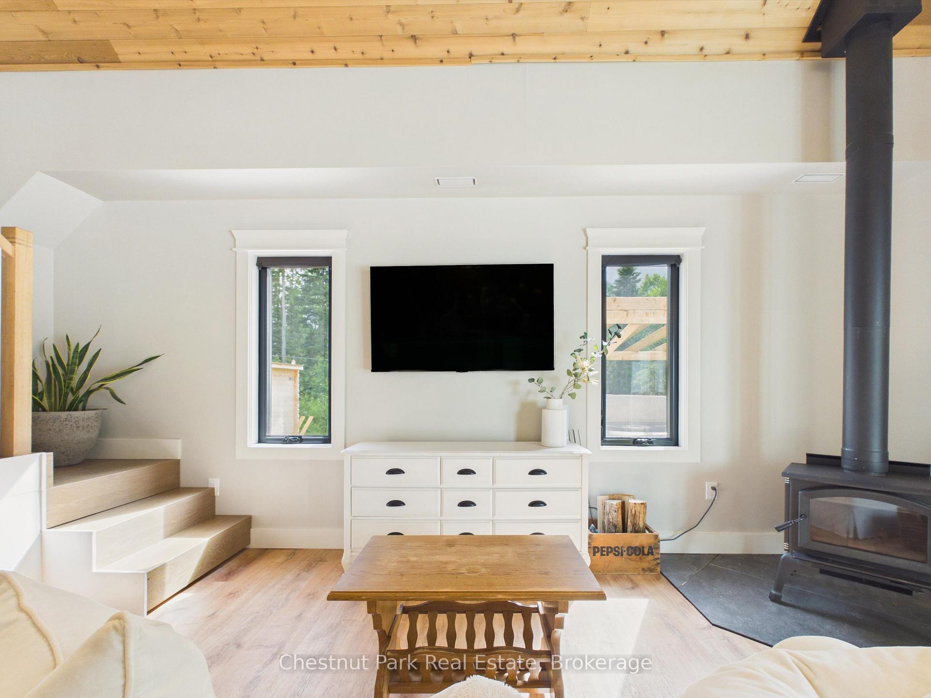 2 Bedroom Single Family Home/House's Image 10
