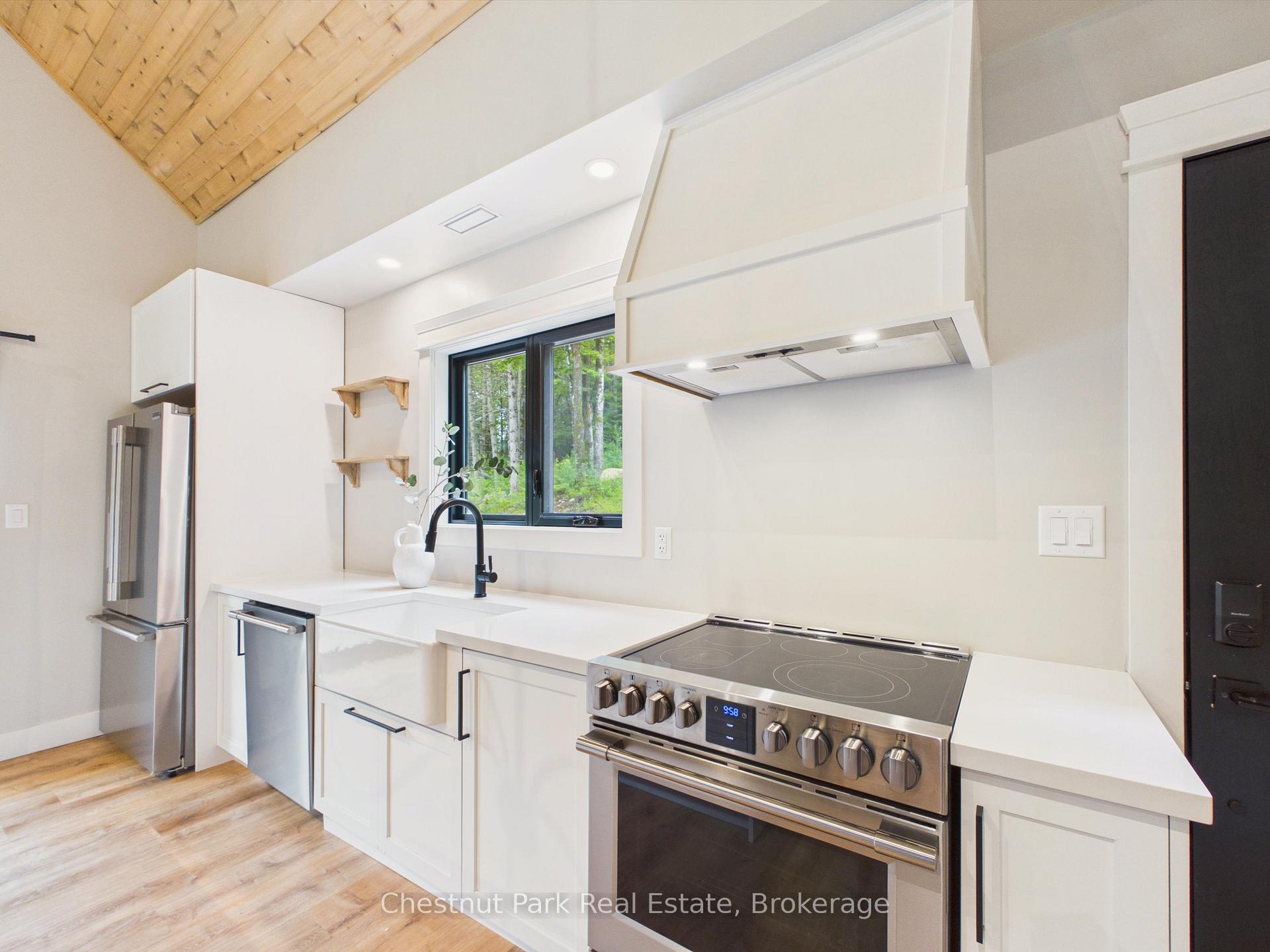2 Bedroom Single Family Home/House's Image 9