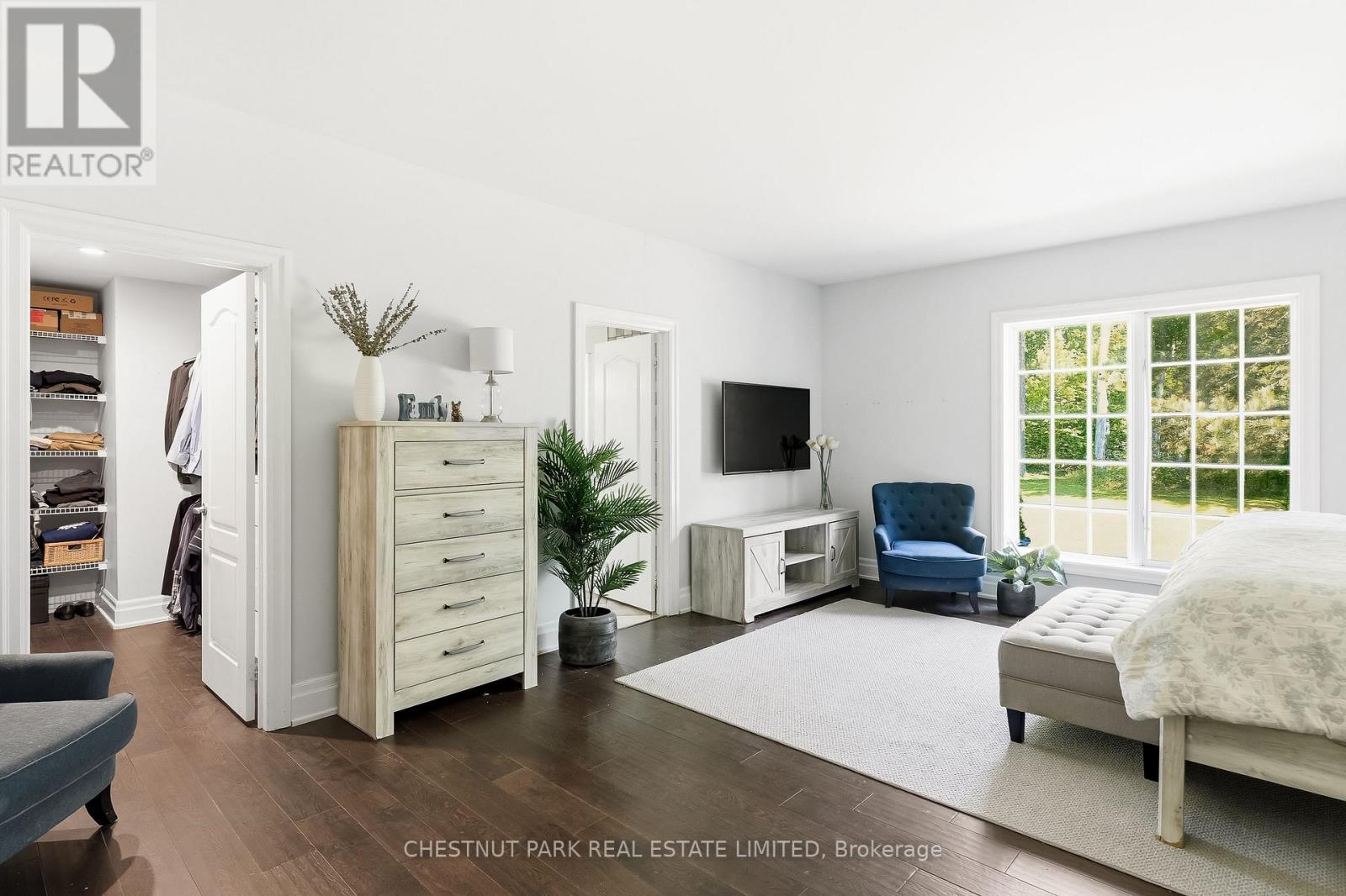 5 Bedroom Single Family Home/House's Image 21
