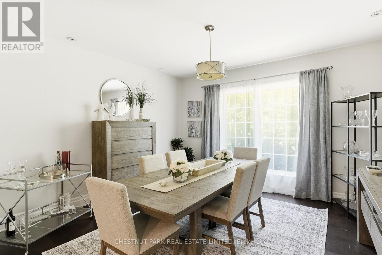 5 Bedroom Single Family Home/House's Image 16