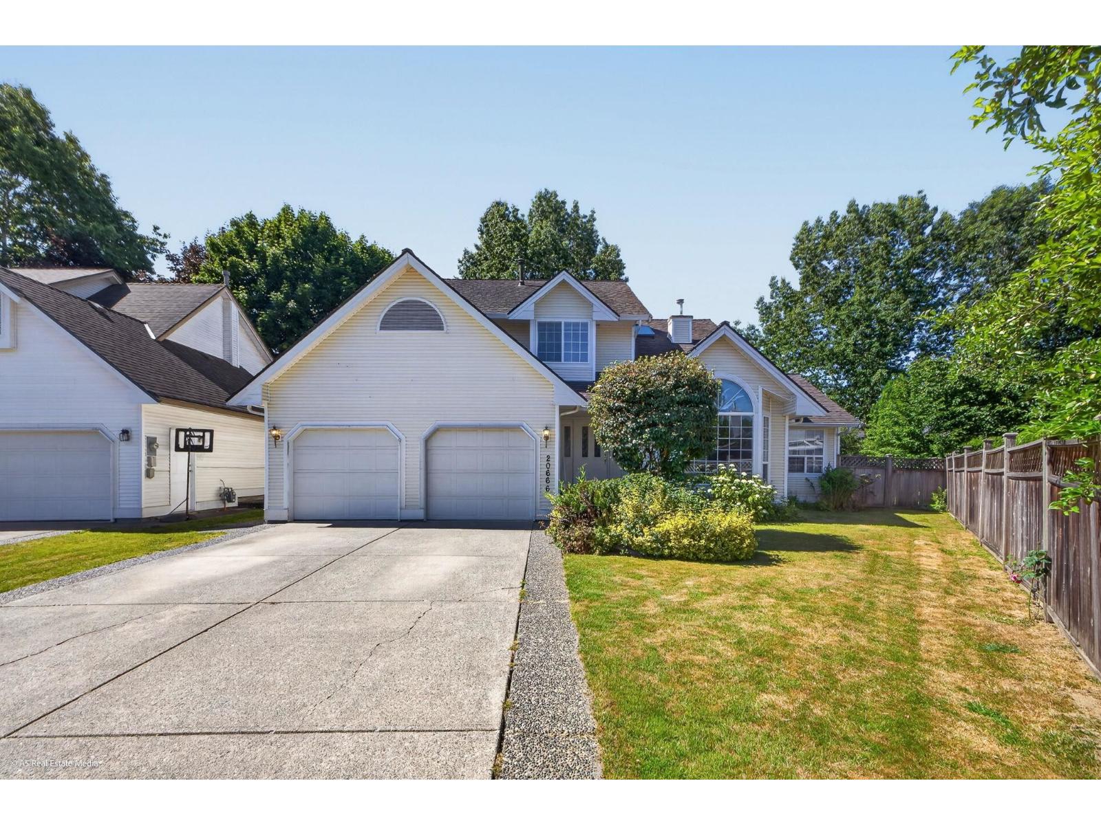 20666 90A AVENUE Langley British Columbia Canada Sale residential Paul McCallum HomeLife Benchmark Realty*