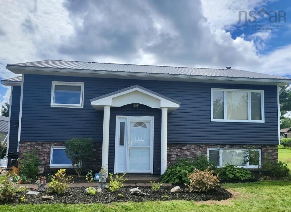 3 Fletcher Drive Amherst Nova Scotia Canada Sale residential    Hants Realty Limited