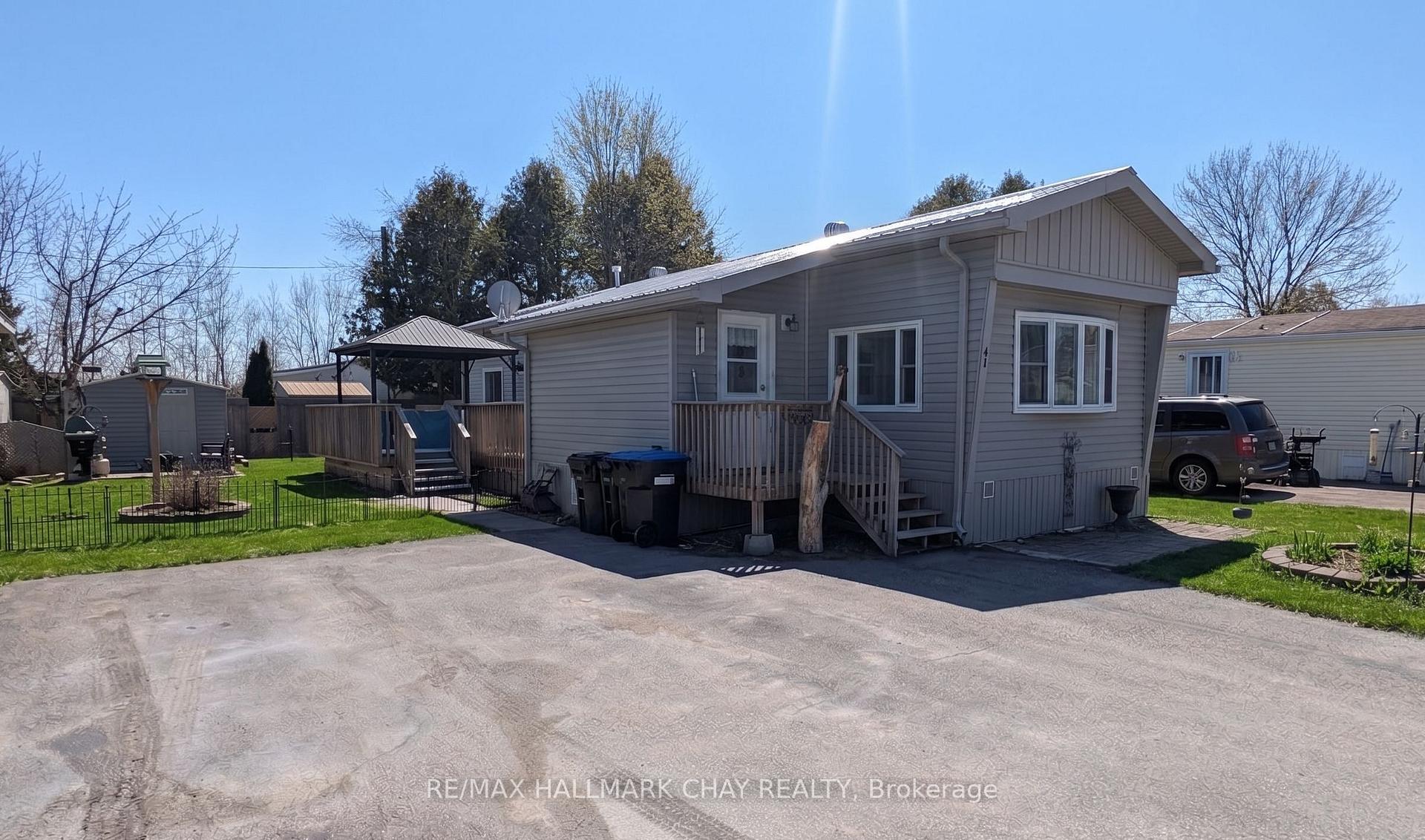 42 - 4976 25th Side Road Essa Ontario Canada Sale residential Deanna Cerovina RE/MAX Hallmark Chay Realty, Brokerage