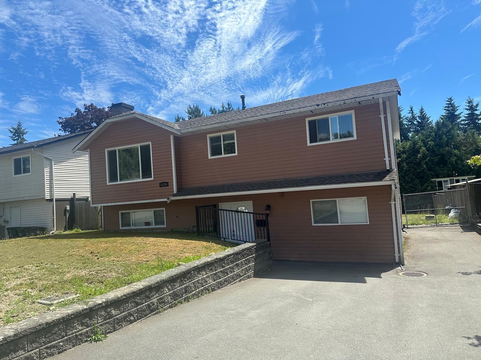 18254 56A AVENUE Surrey British Columbia Canada Sale residential Sharon Mason HomeLife Benchmark Titus Realty